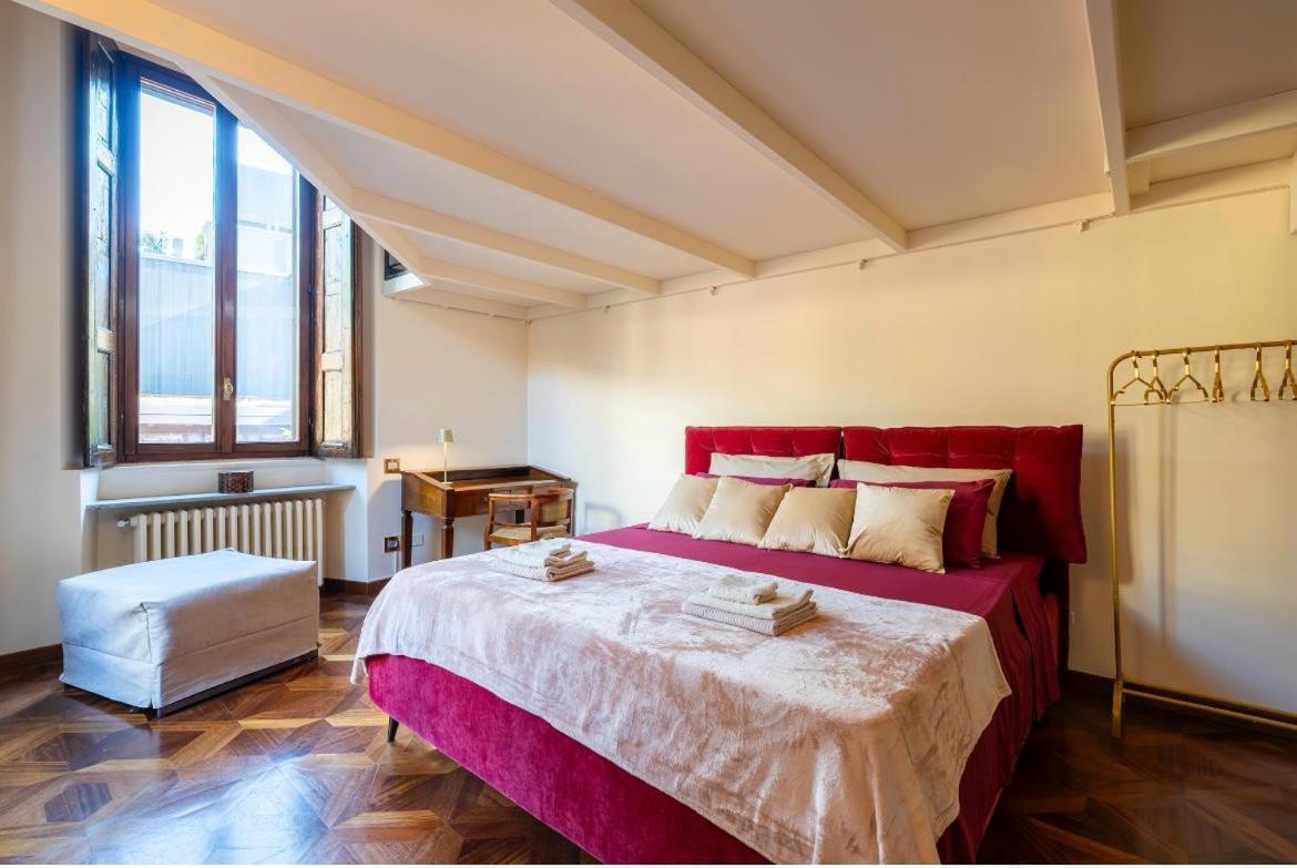 10 Minutes From The Duomo - Elegant Maison *