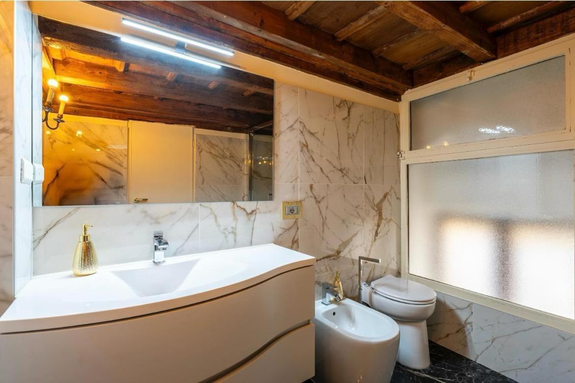 10 Minutes From The Duomo - Elegant Maison *
