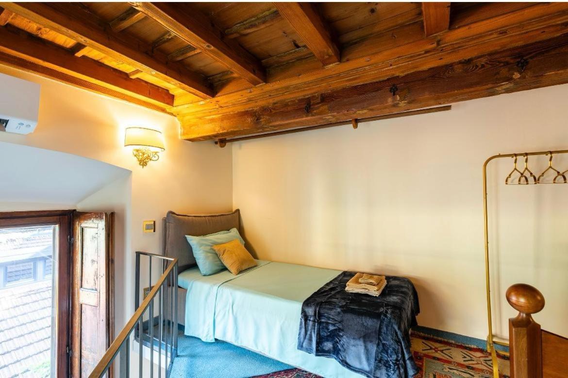 Apartment 10 Minutes From The Duomo - Elegant Maison *