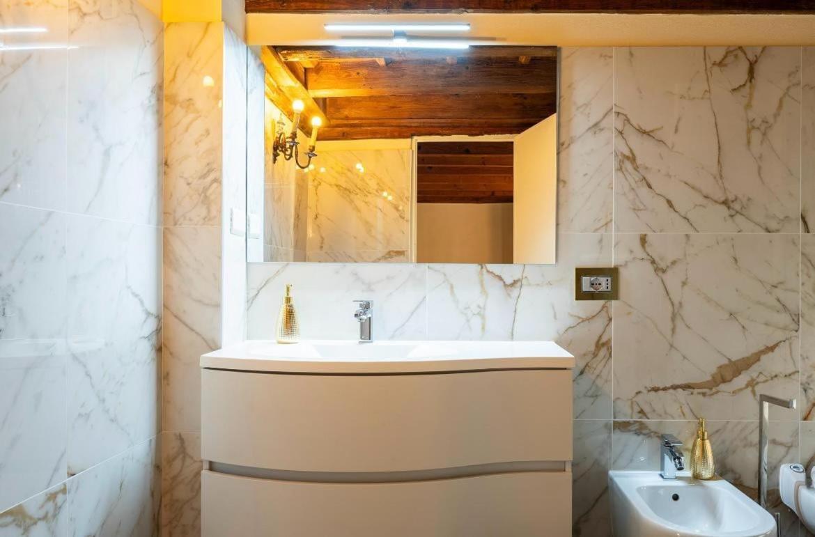10 Minutes From The Duomo - Elegant Maison * Milan