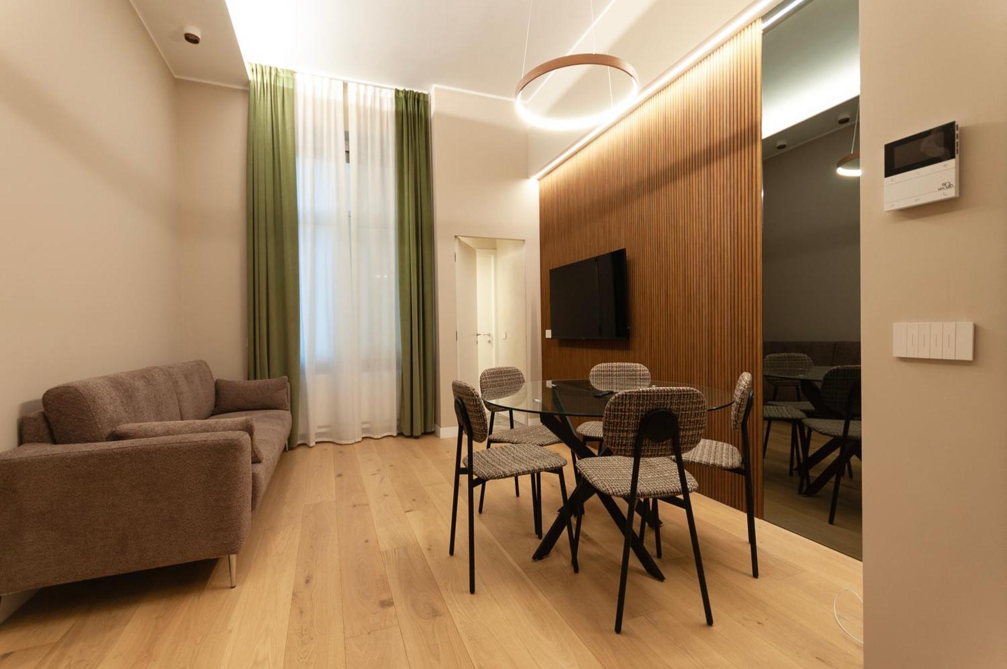 Youhosty - 2 Bedroom Porta Venezia Appartamento Milano