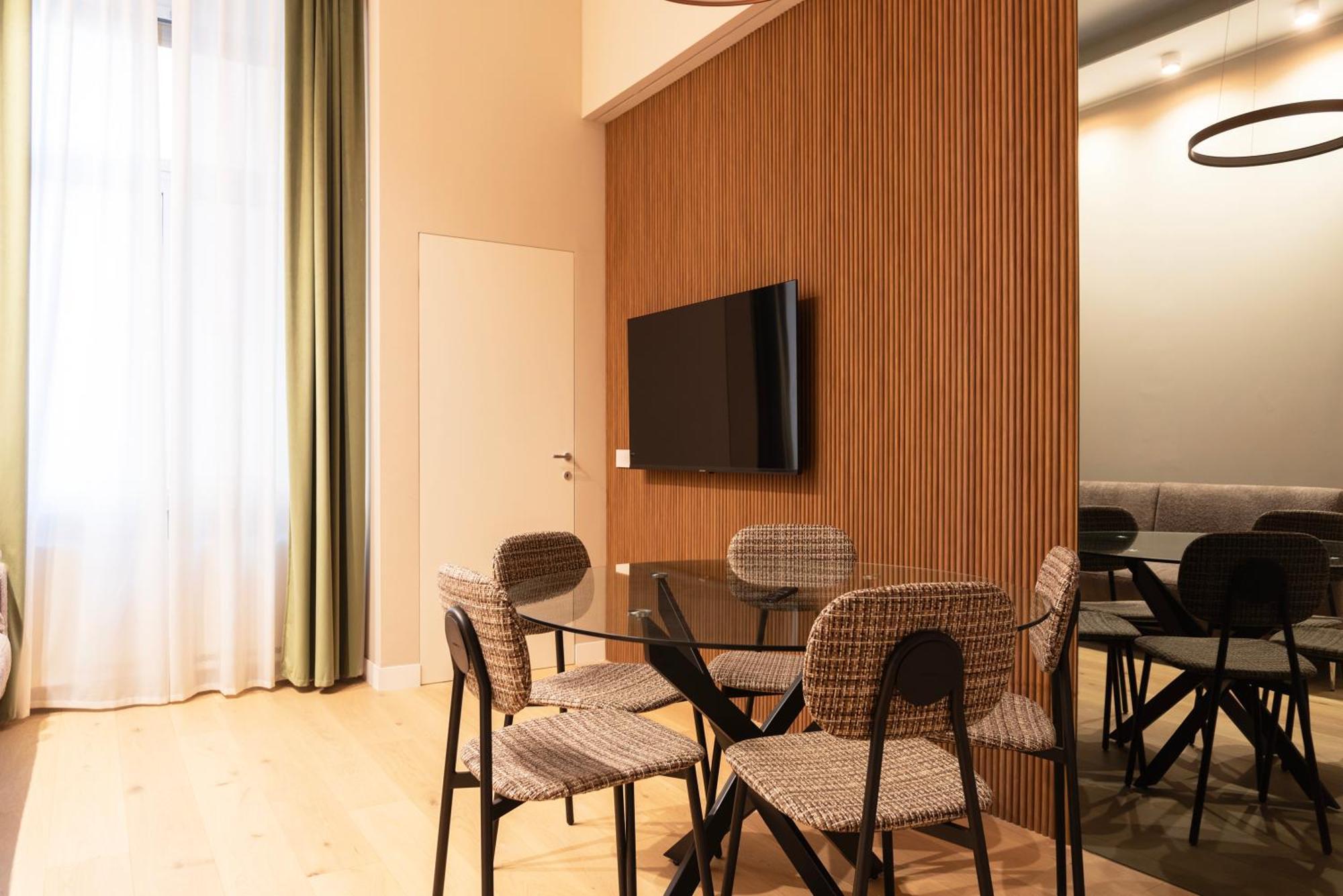 Appartamento Youhosty - 2 Bedroom Porta Venezia