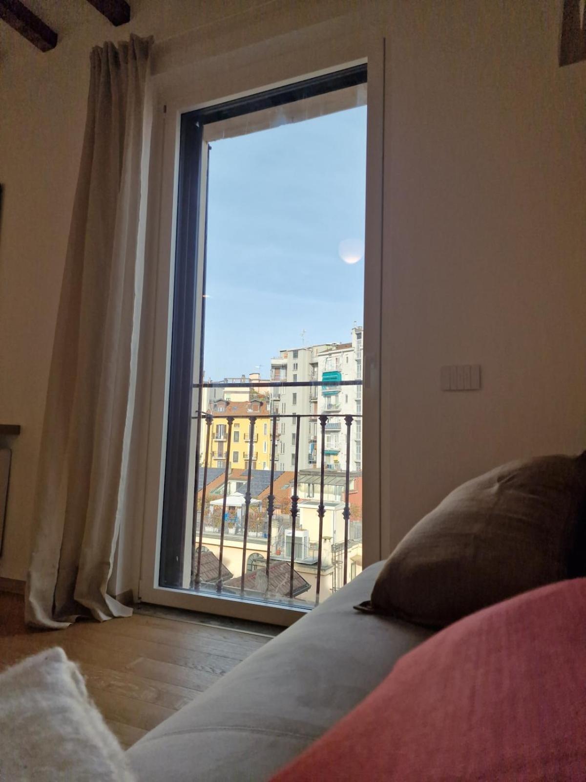 Camparino Apartment, 10 Min From The Duomo, Appartamento Milano