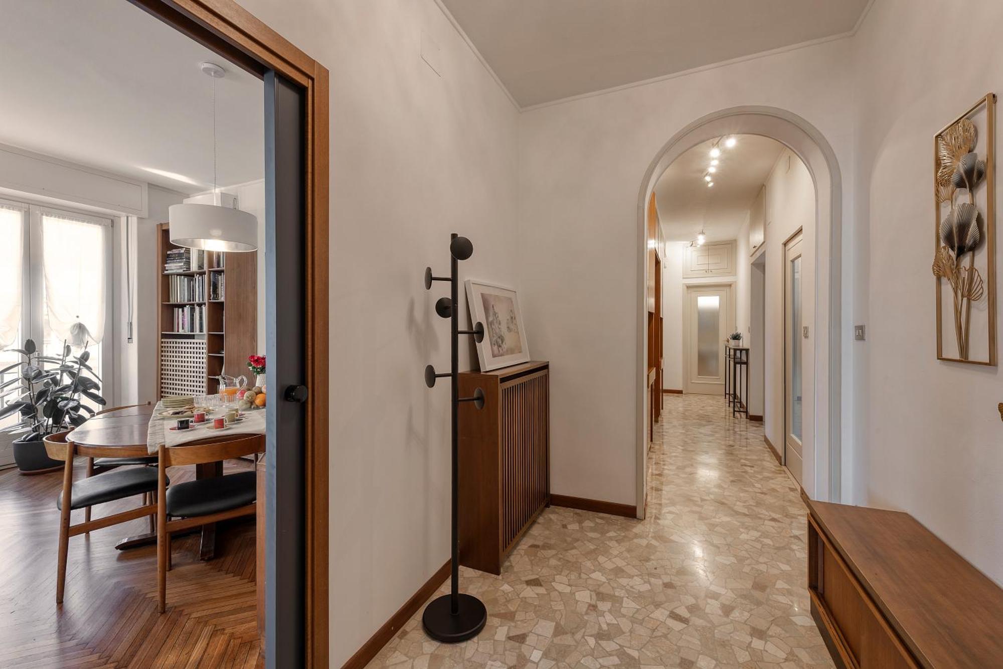 Appartamento Otto Novembre, 3 Ampio Ed Elegante Con Vista Milano