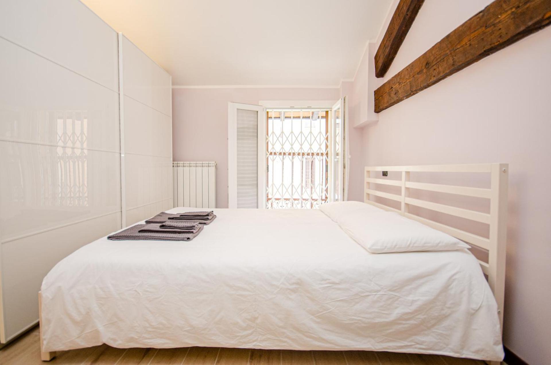 Pasteur Flat Lejlighed
