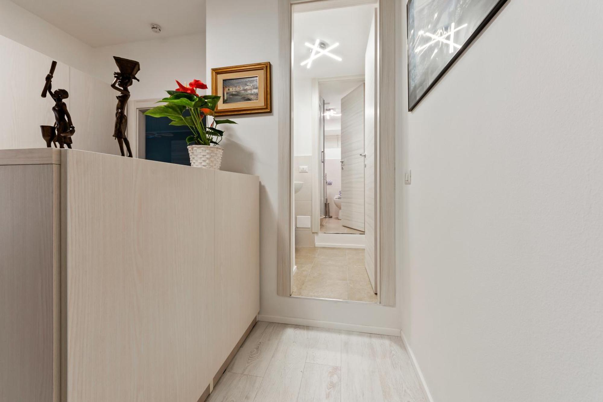 Bwr - Near Mico, Alberti Appartement