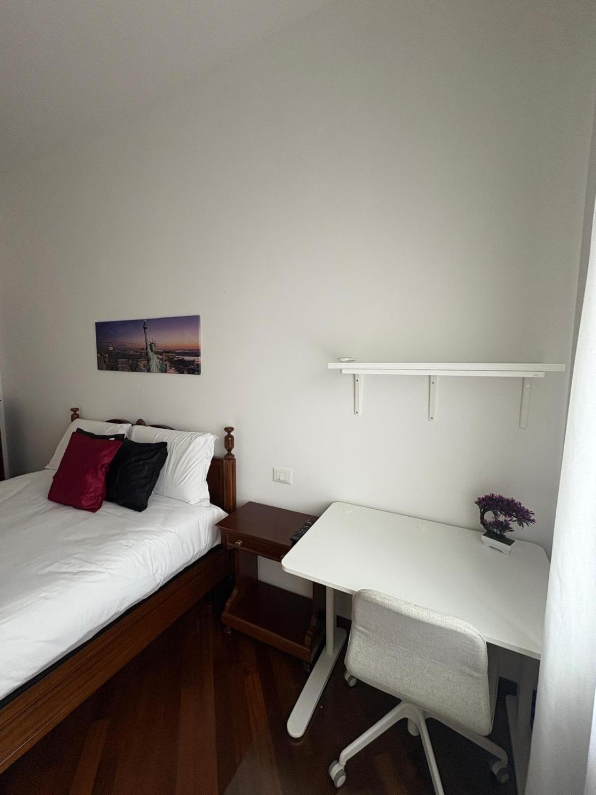 Bocconi - Porta Romana 4 Da Letto Con 2 Bagni Privati Apartment Milan