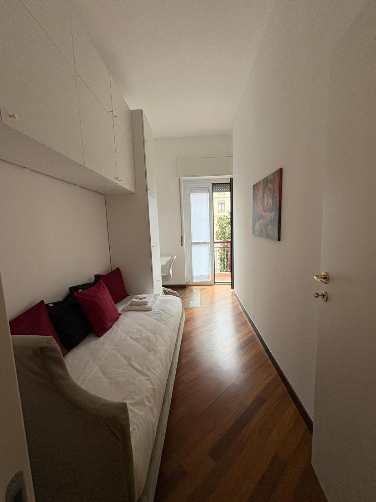 Bocconi - Porta Romana 4 Da Letto Con 2 Bagni Privati Apartment Milan