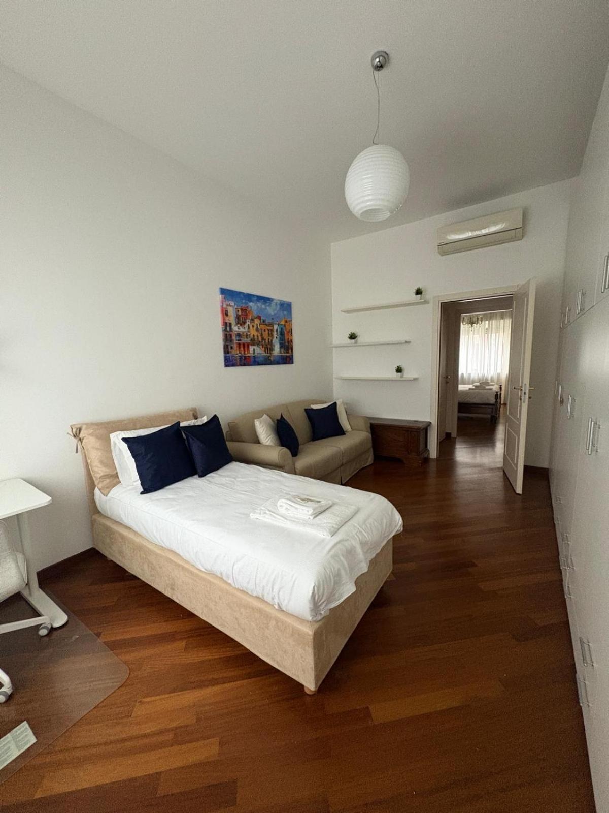 Bocconi - Porta Romana 4 Da Letto Con 2 Bagni Privati Milan