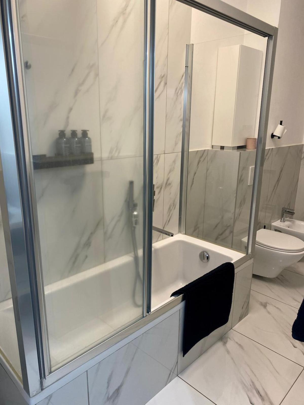 Elegante 80mq Vicino Sempione Appartamento