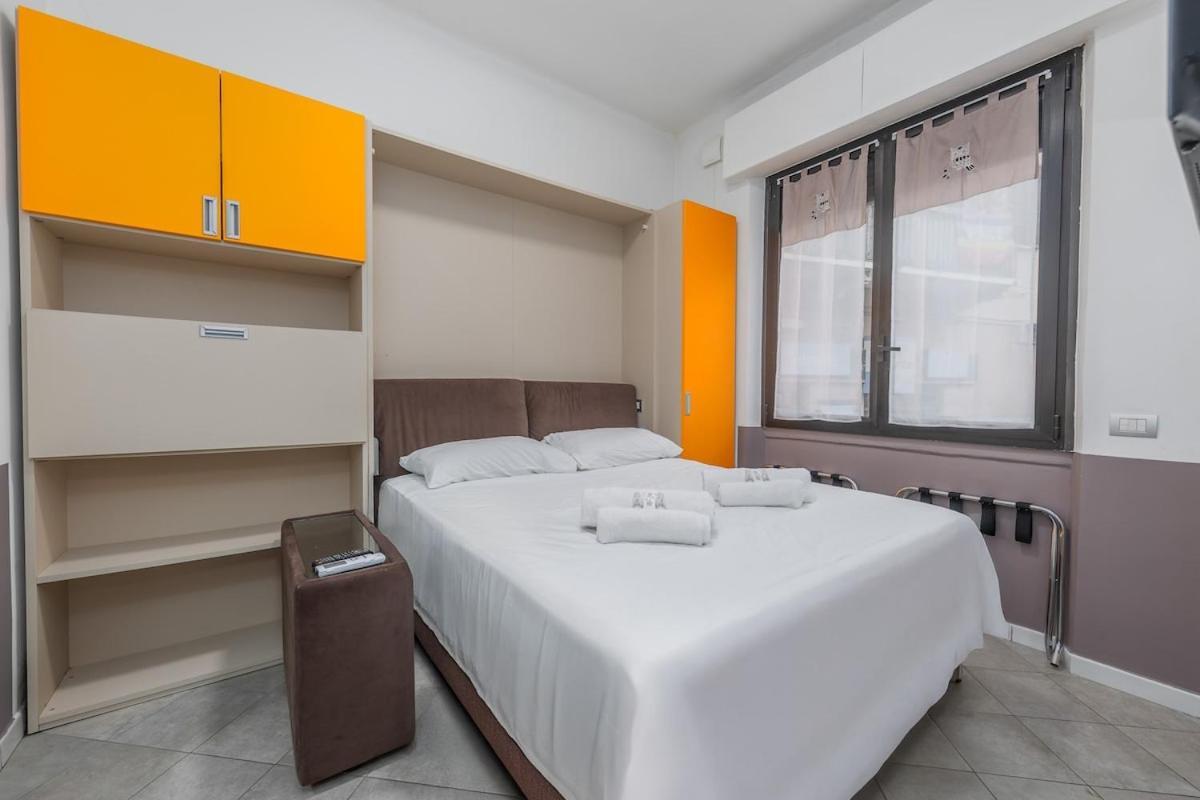 5 Min To Metro - Independent - Quiet - Privacy * Milano