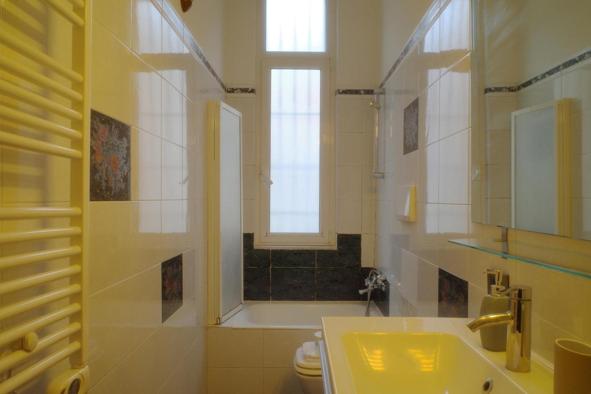 Bwr - Two-room Near The Station, Venini * Milano