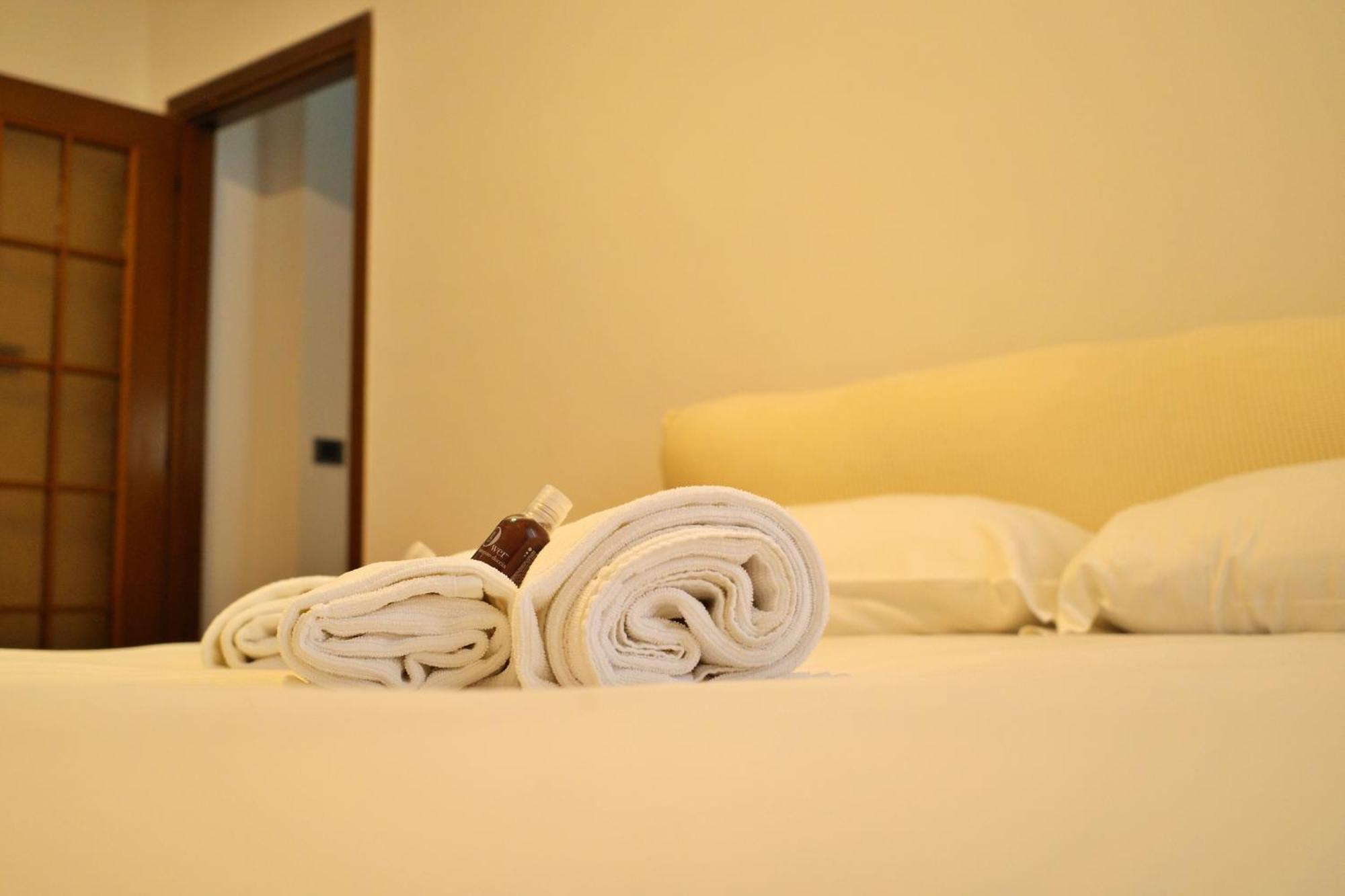Bwr - Two-room Near The Station, Venini *