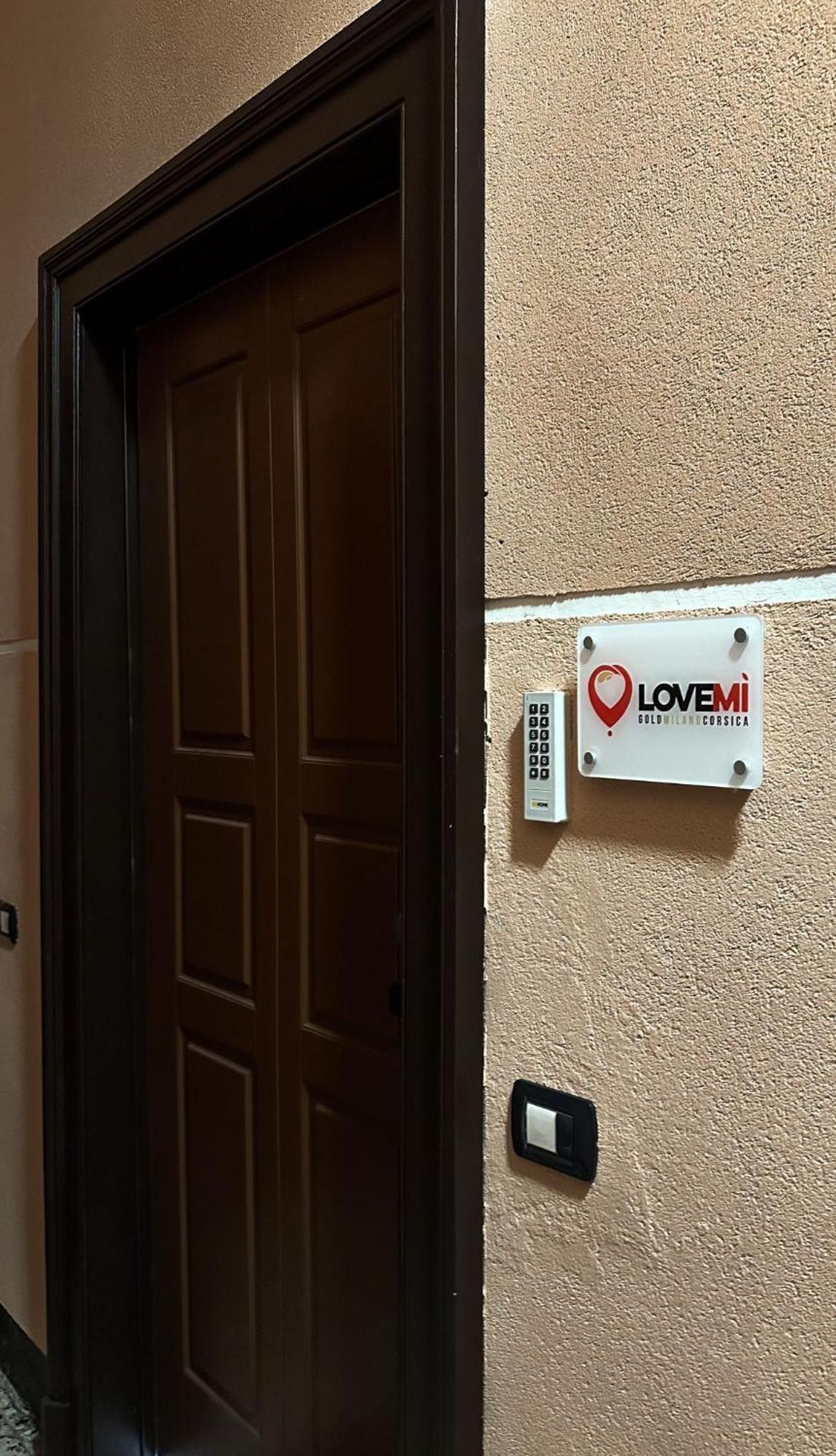 Gold Lovemi * Milano