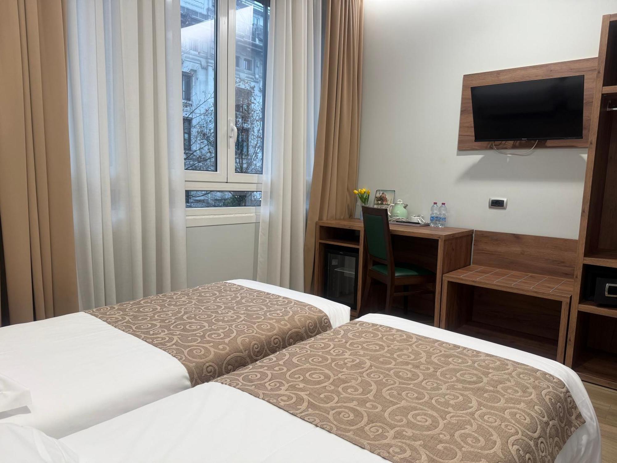 Hotel Station 3*