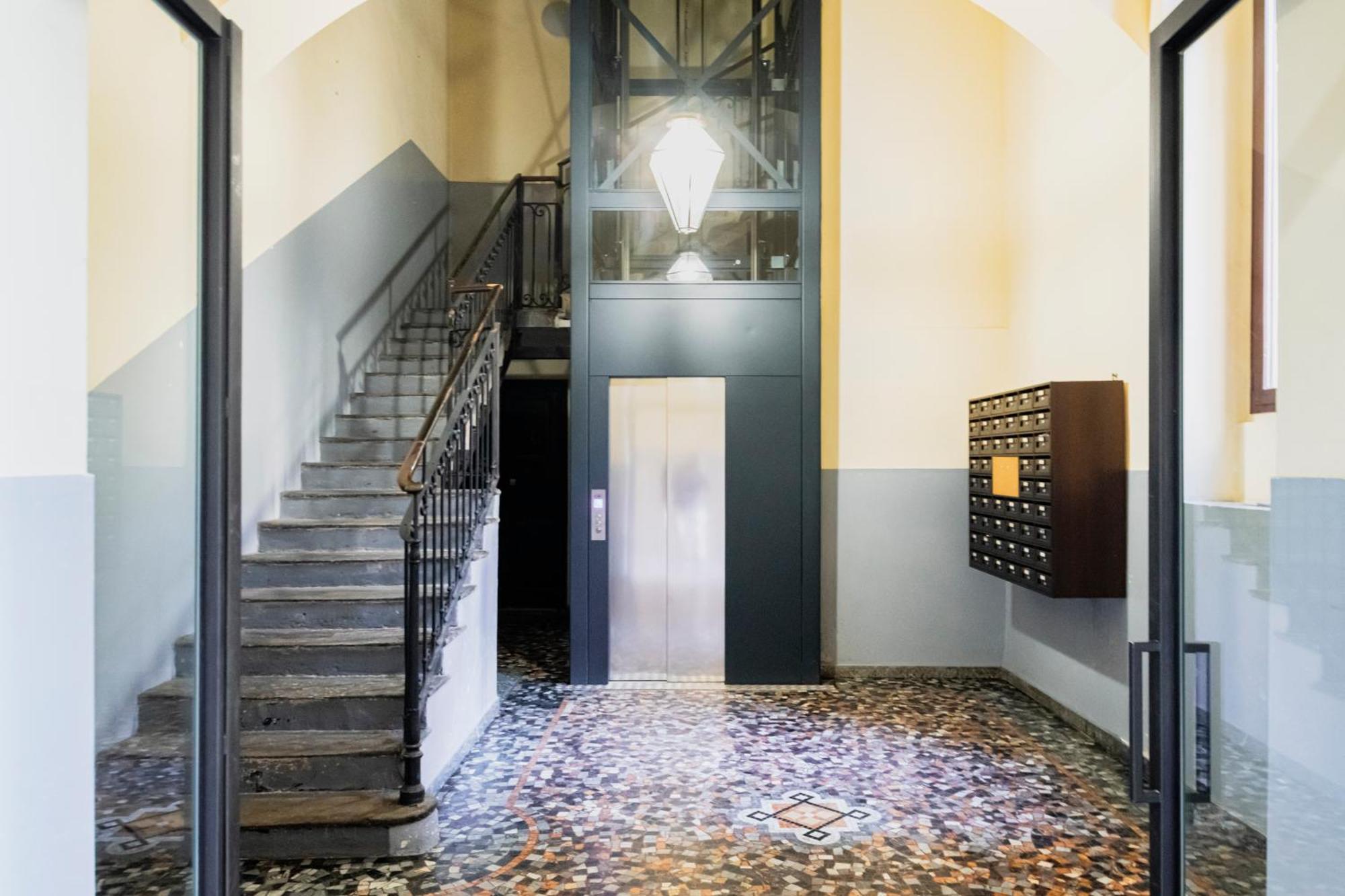 Beautiful And Spacious House In Corso By Easylife * Milano