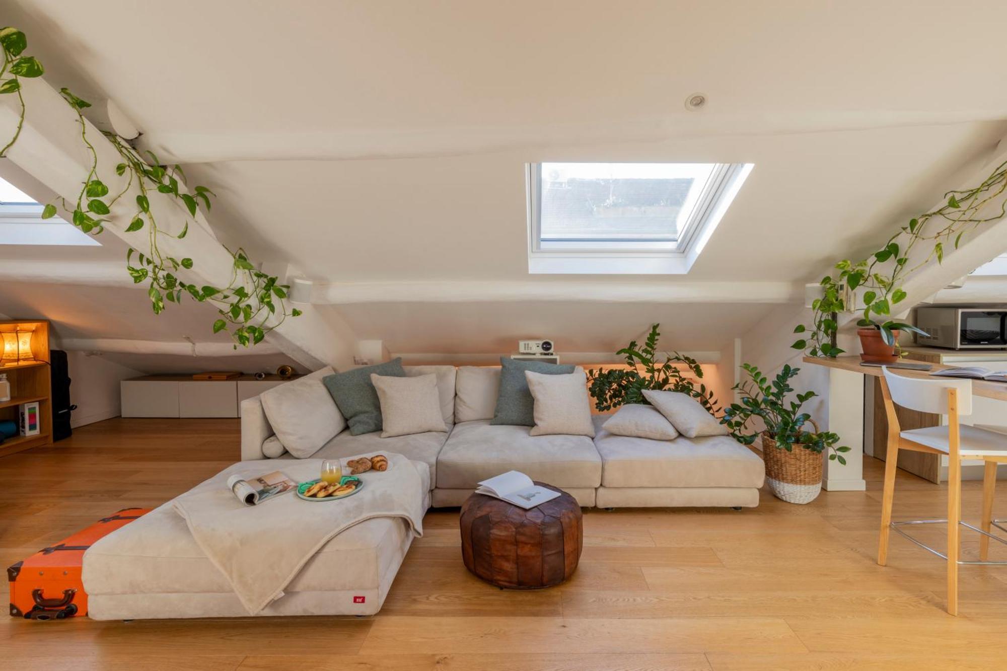 Appartamento Bright Penthouse Attic In The Heart Of Milano