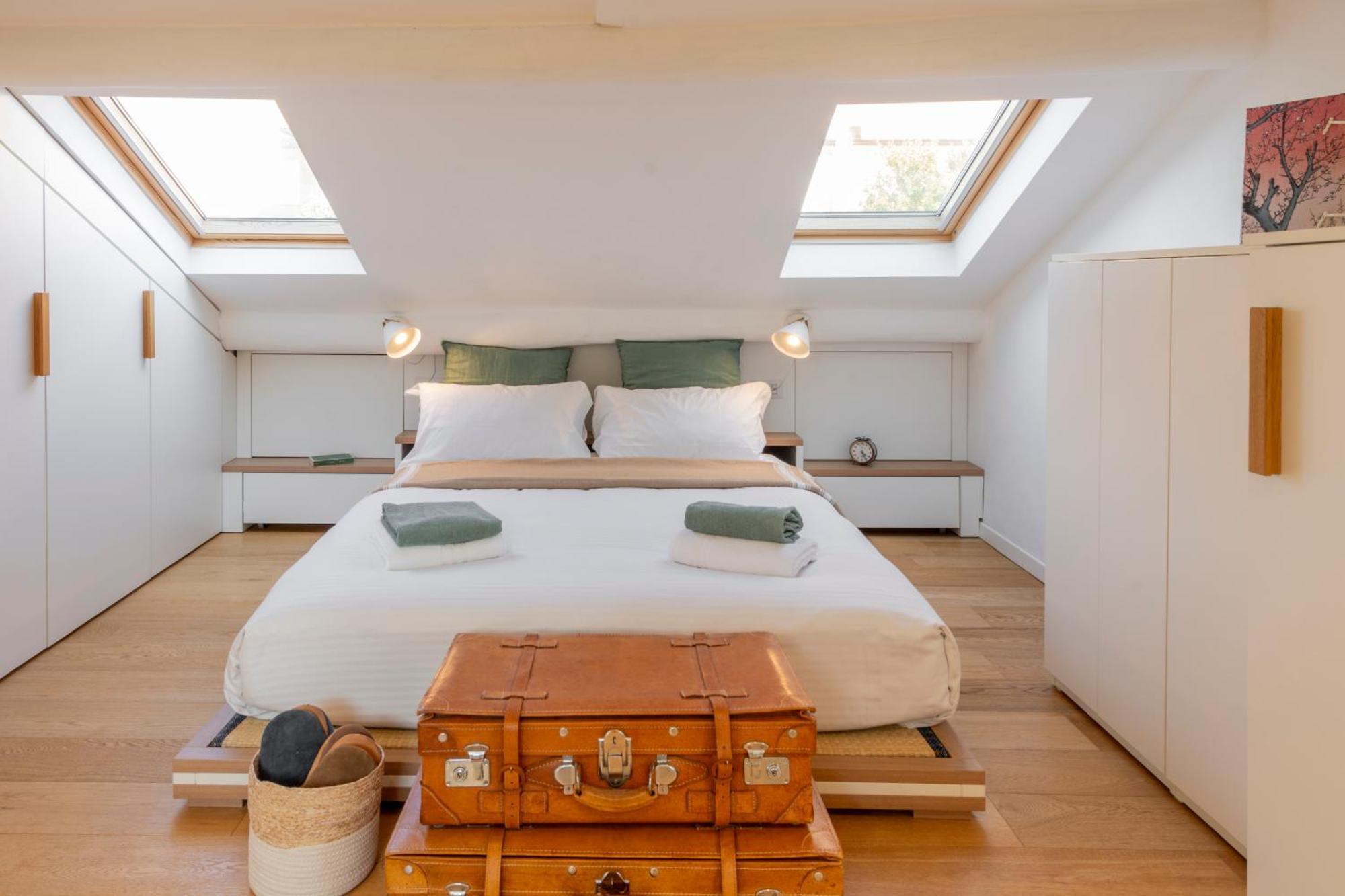 Bright Penthouse Attic In The Heart Of Milano