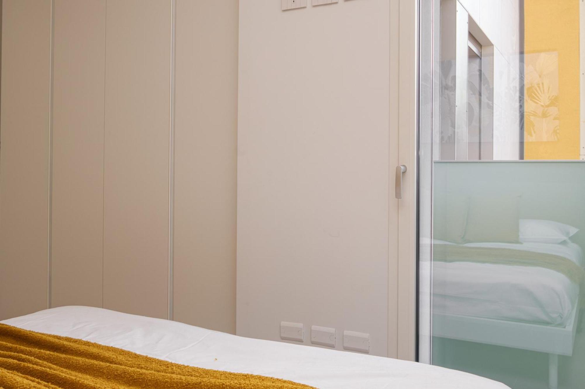 Appartamento Yellow In Financial District 4 Pax Milano