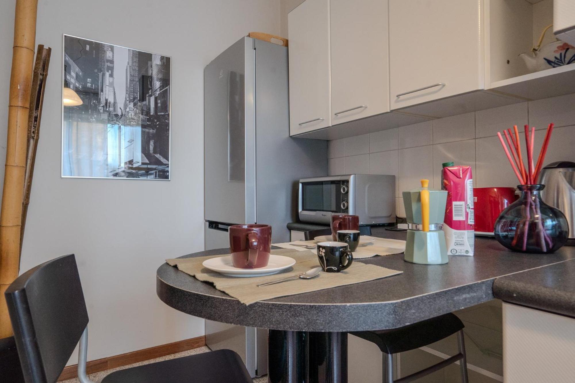 Caseospitali - Casa Pop Art Luminoso Per 4 Citta Studi, Lambrate Appartement
