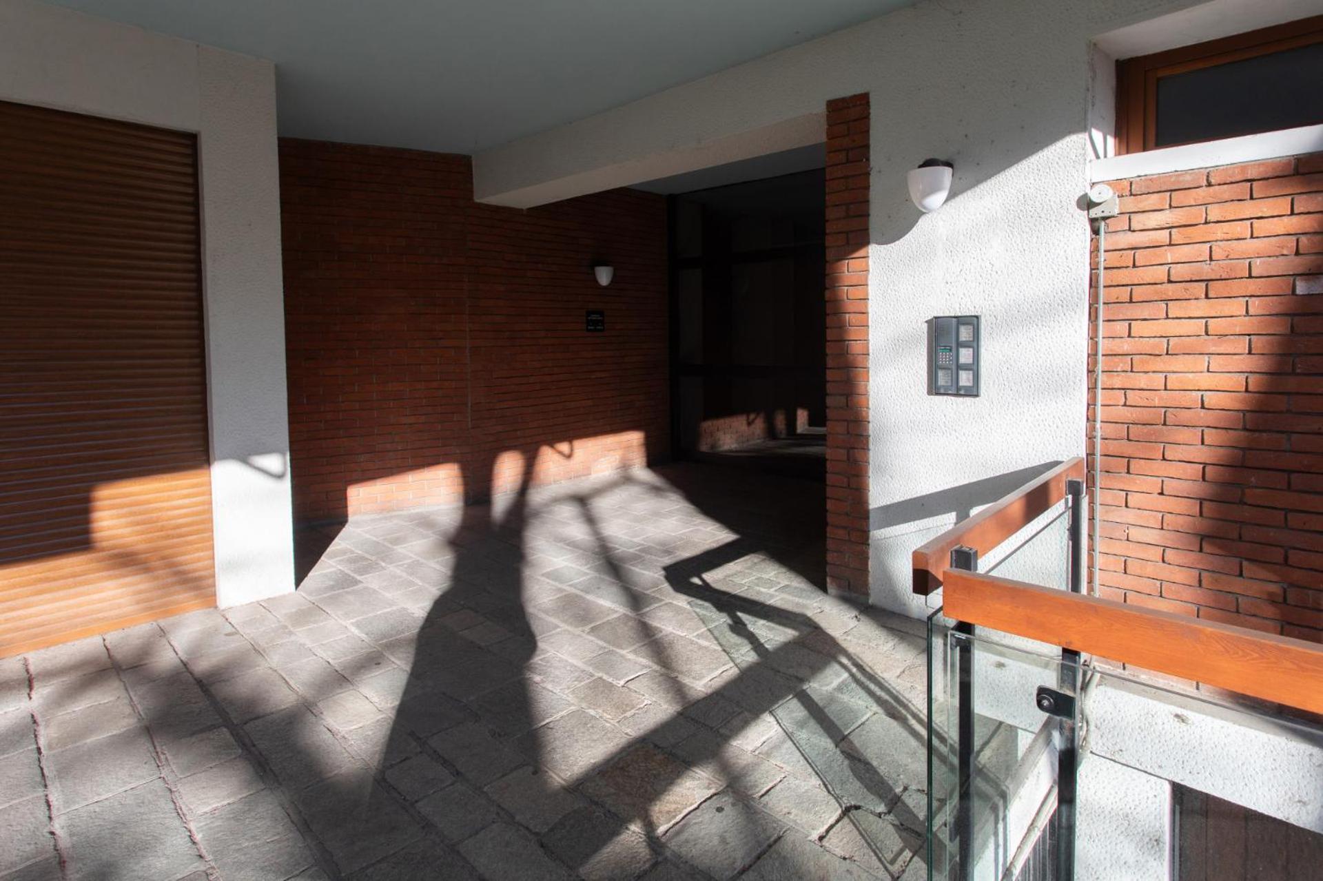 Easylife - Mono Con Balcone In Sant'agostino Appartamento Milano