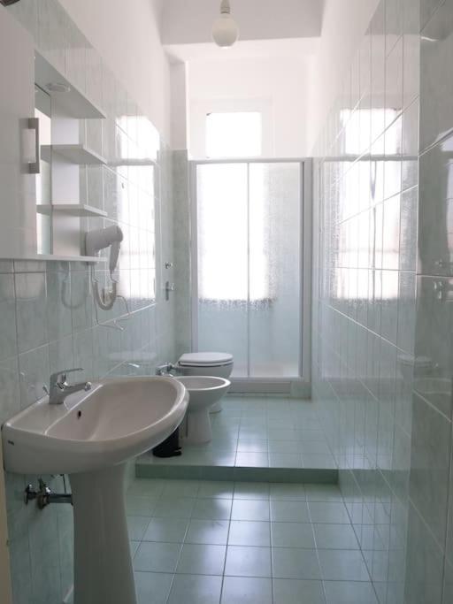 Appartamento House - 5 Minuti Dalla Metropolitana Milano