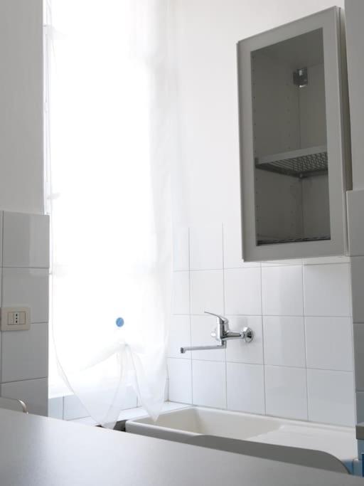 Appartamento House - 5 Minuti Dalla Metropolitana
