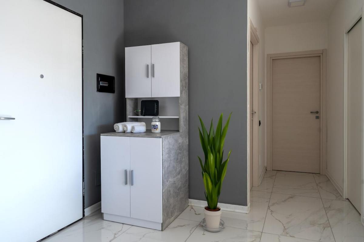Appartamento New With 4 Bedrooms Milano