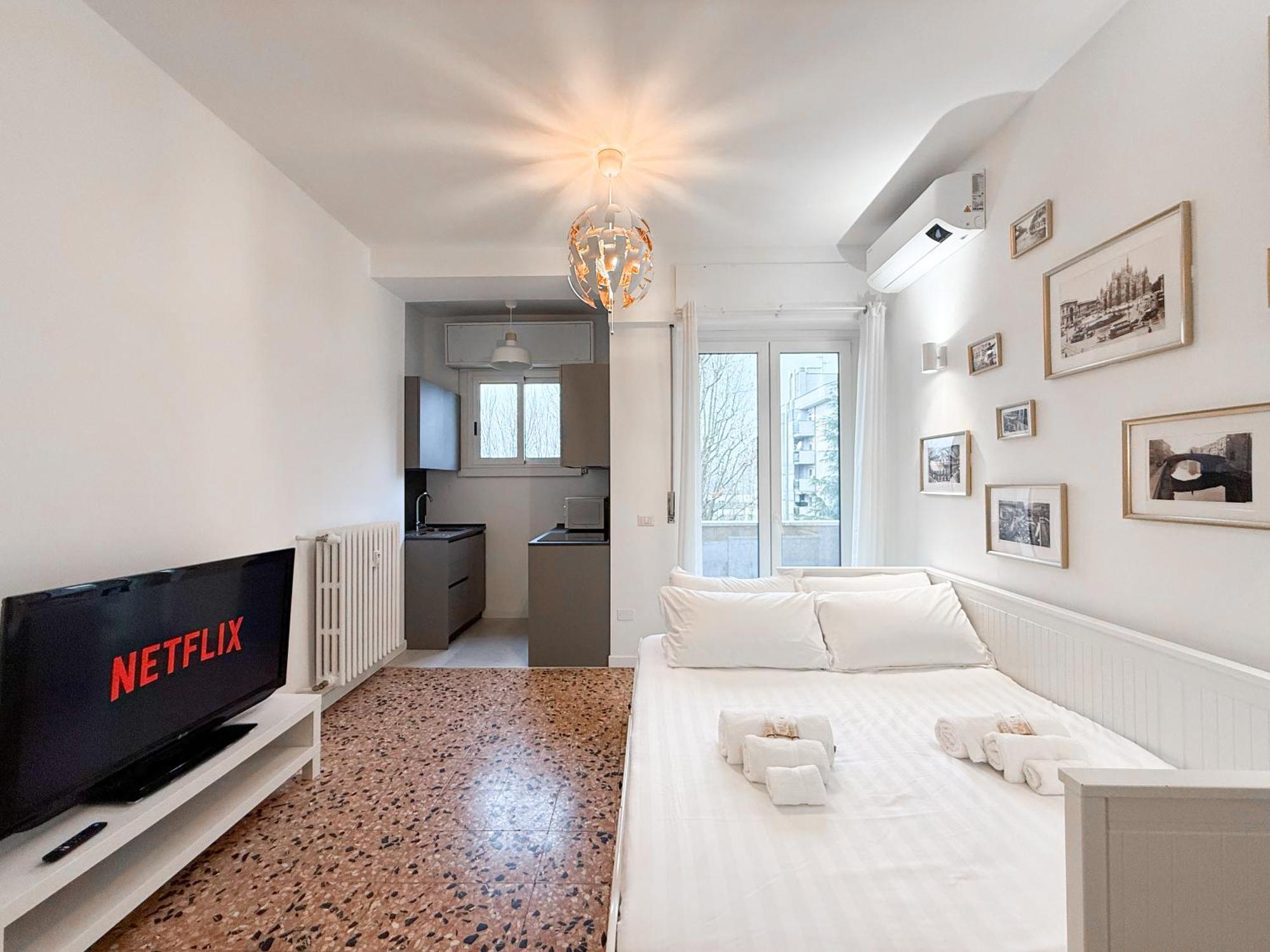 Free Park, 100m From San Siro, Derby Two-room *