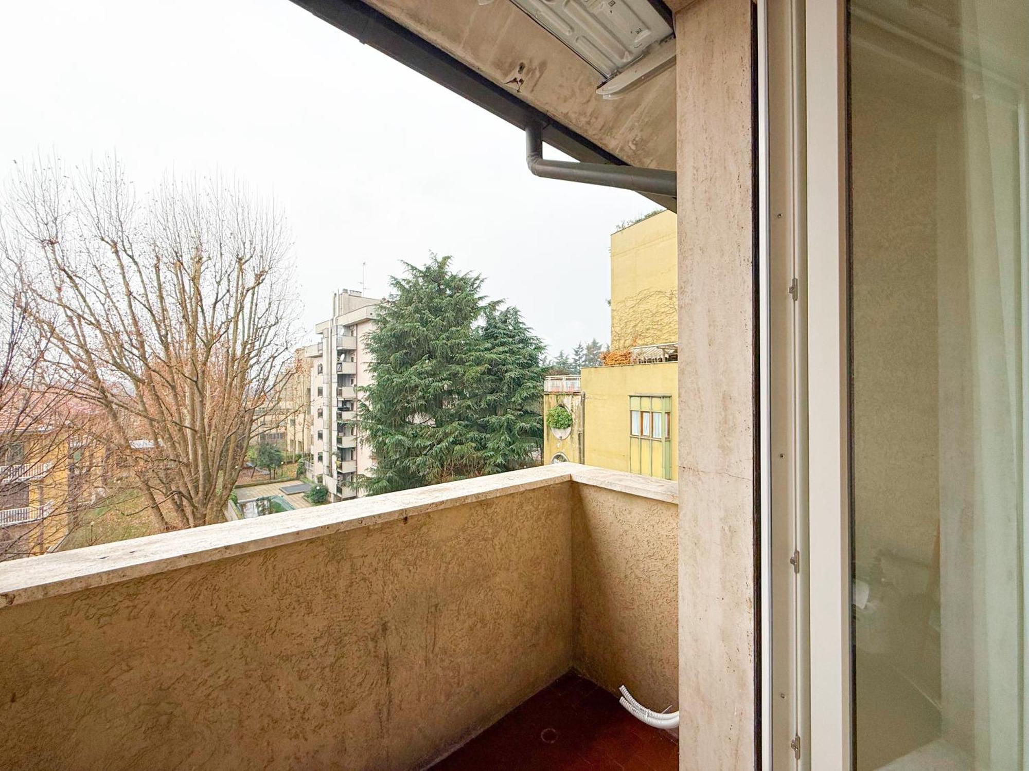 Free Park, 100m From San Siro, Derby Two-room Milano