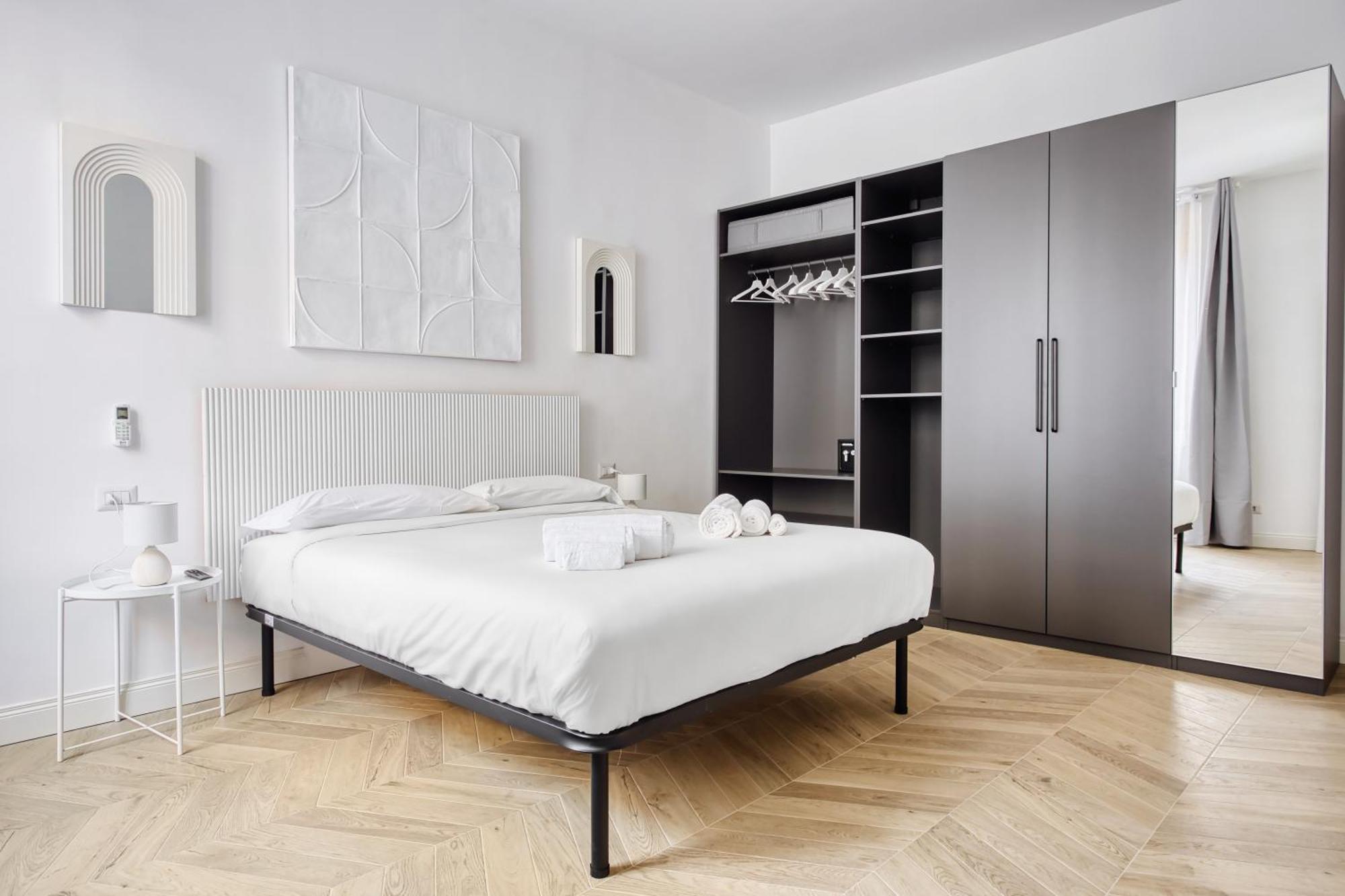 Domusmi Tadino 48 Milano