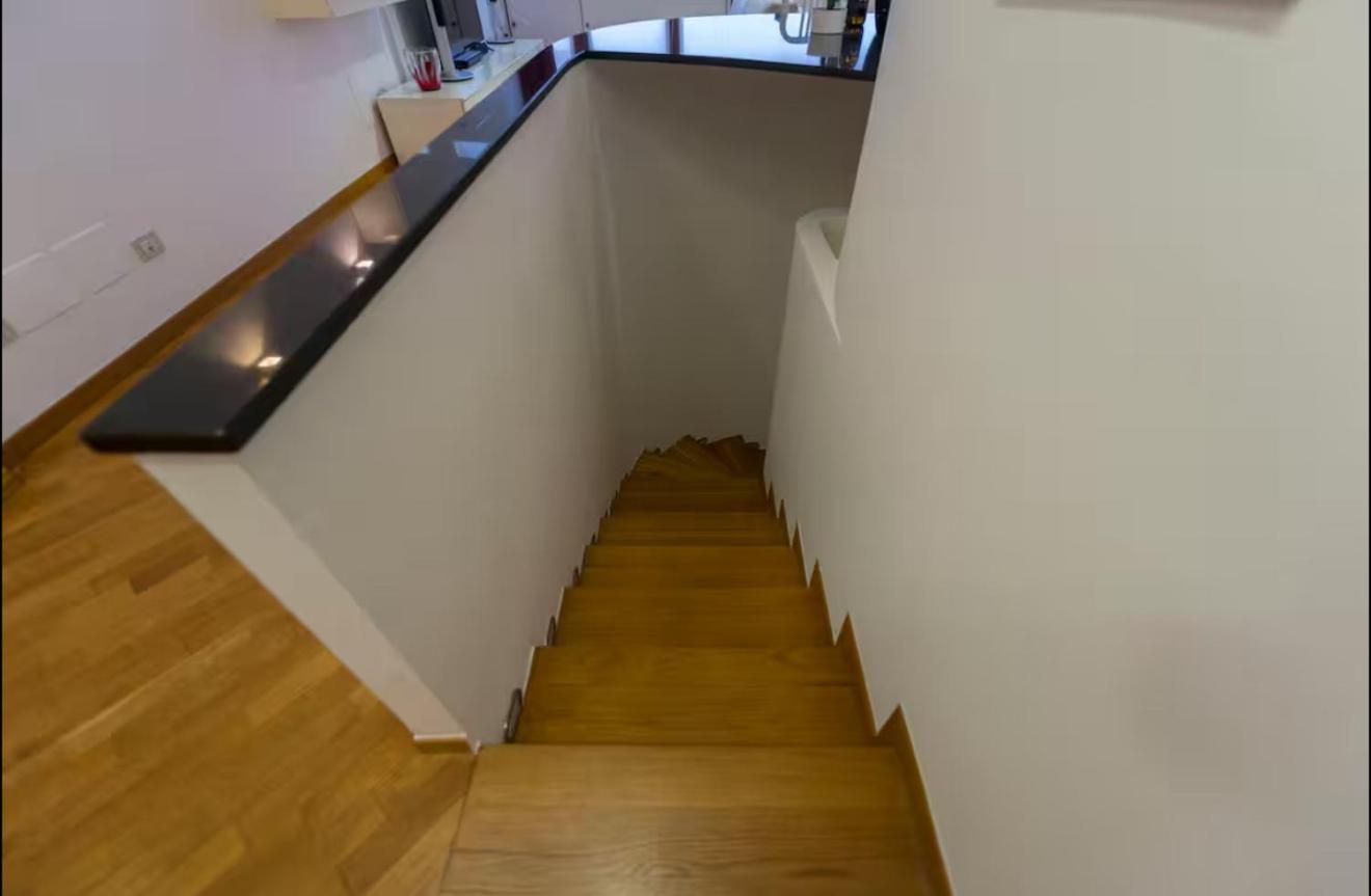 Garage Privato Gratuito - 600 Metri Duomo Appartement