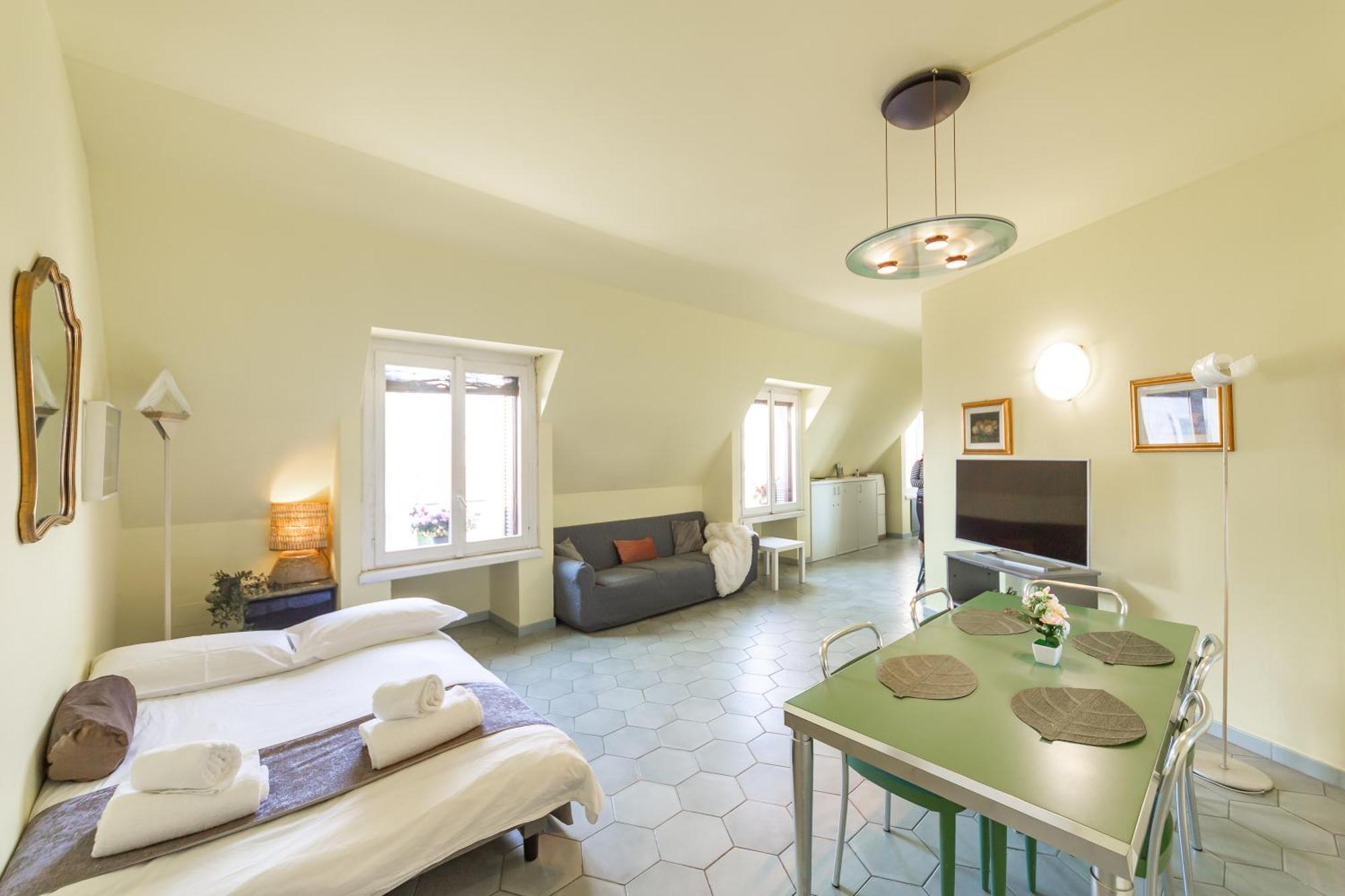 Apartment Repubblica-stazione Big House Skyline View 4 Pax Check In H24 *