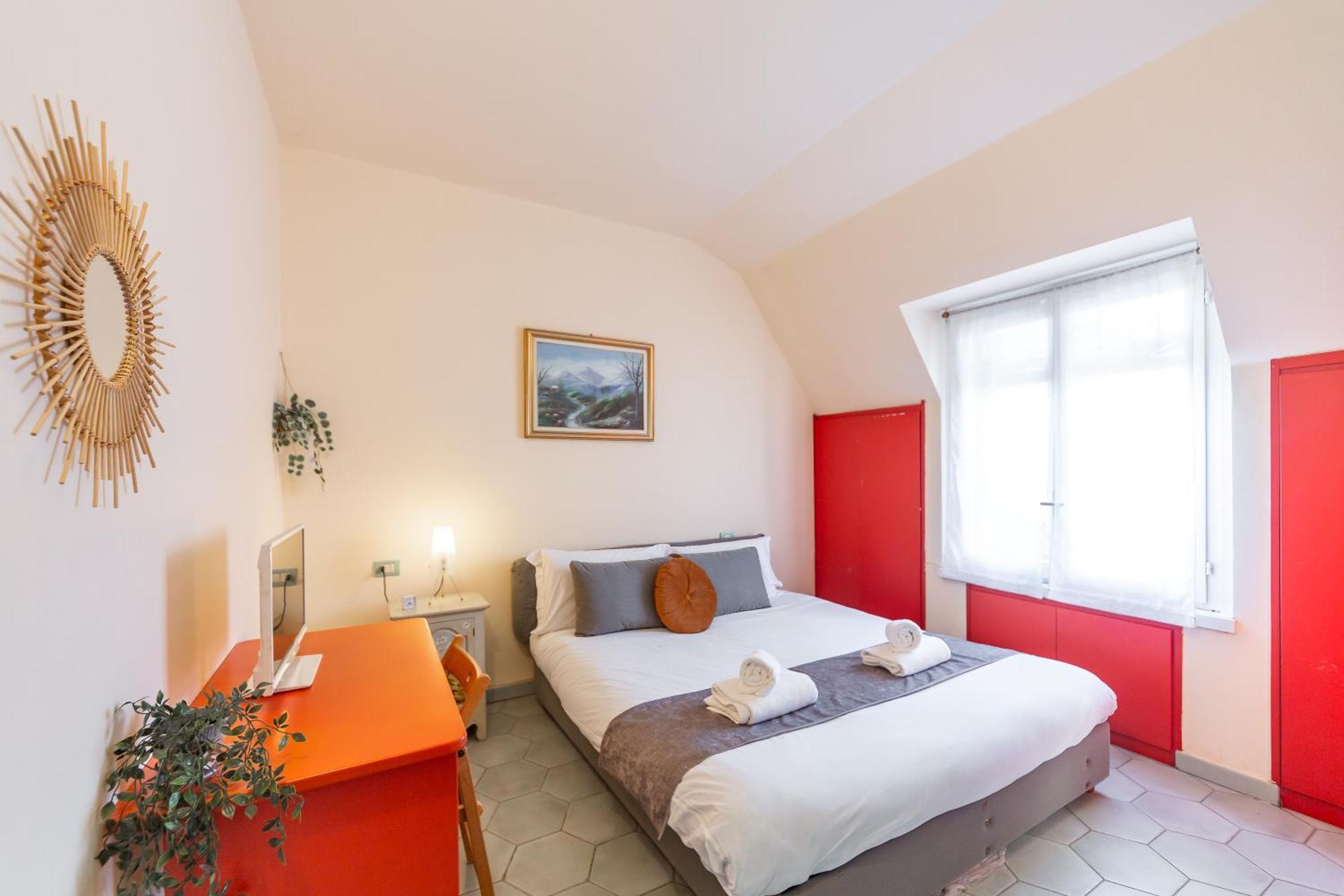 Apartment Repubblica-stazione Big House Skyline View 4 Pax Check In H24 Milan