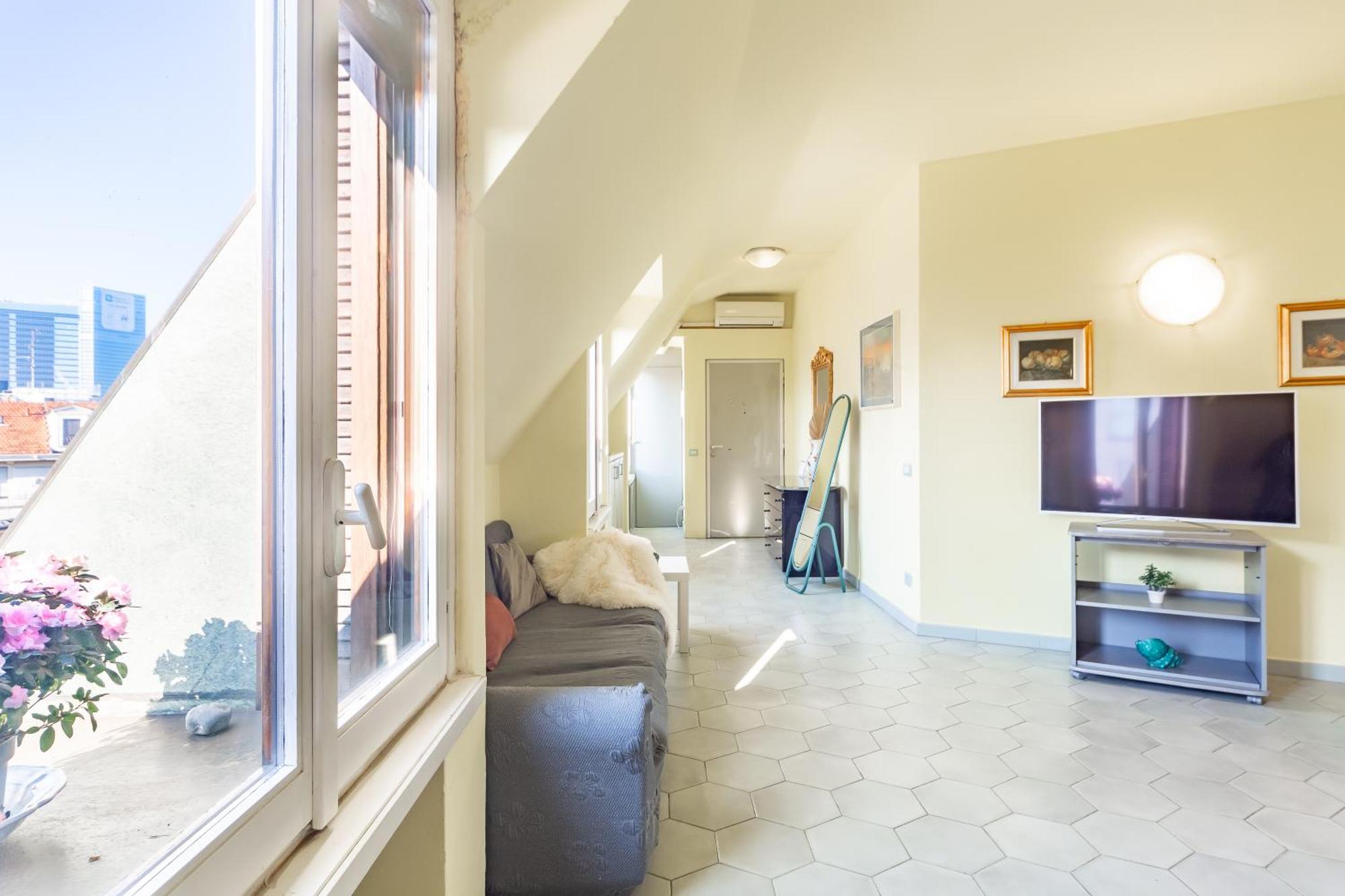 Repubblica-stazione Big House Skyline View 4 Pax Check In H24