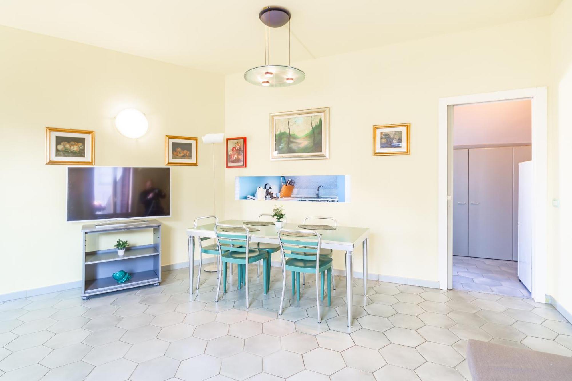 Repubblica-stazione Big House Skyline View 4 Pax Check In H24 Milano