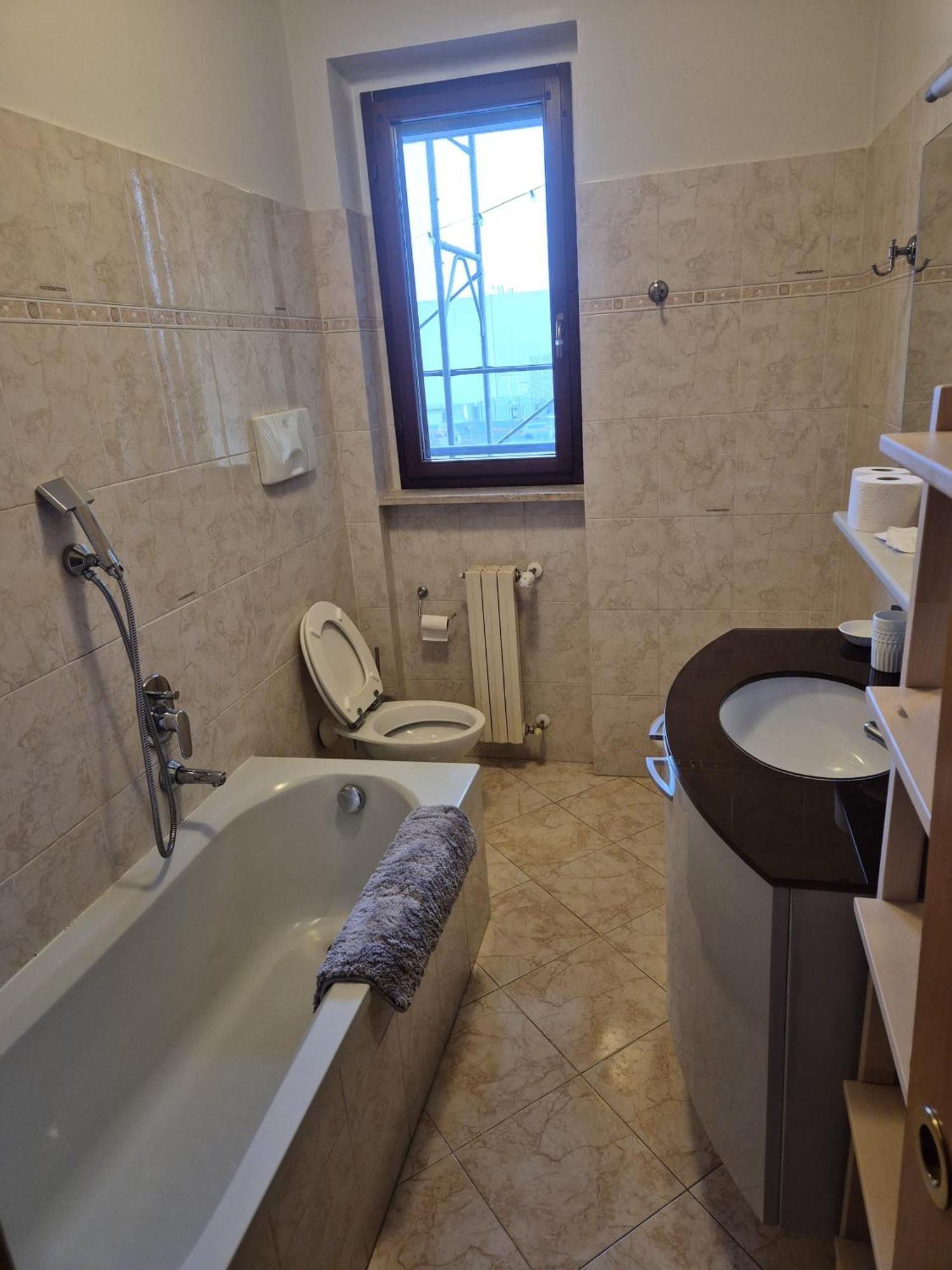 10 Min-linate Airport 100 M From The Metro * Milano