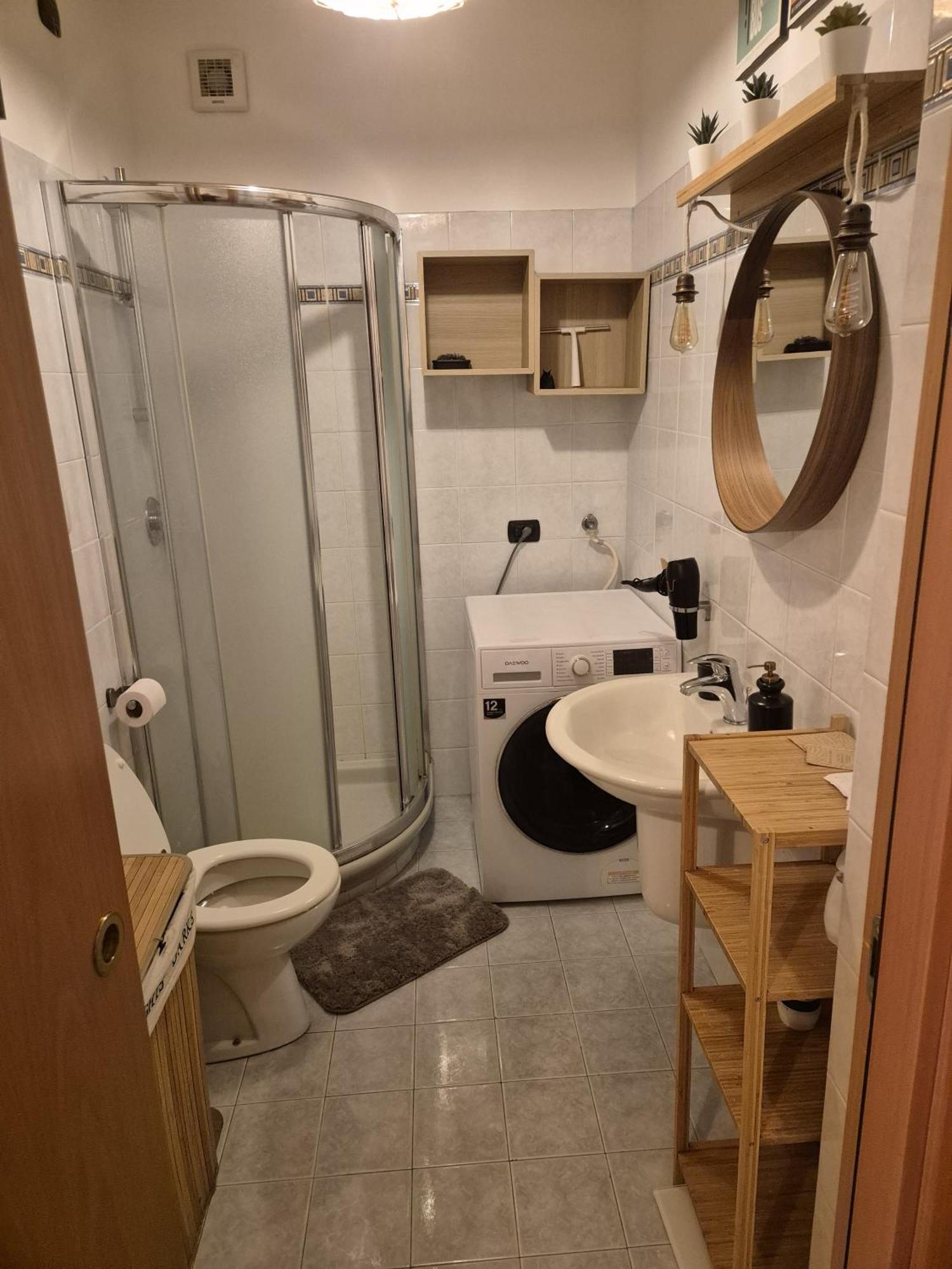 10 Min-linate Airport 100 M From The Metro