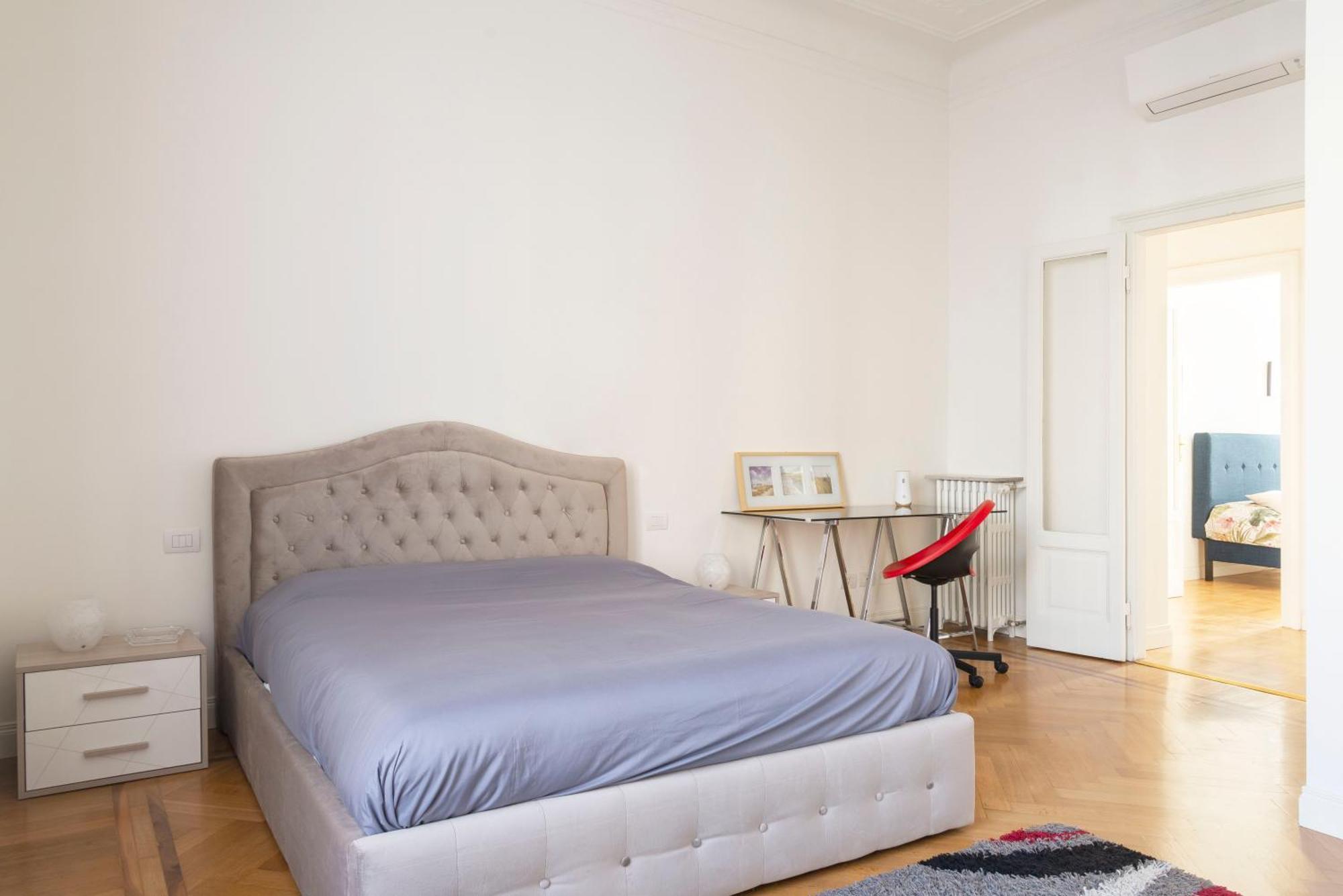 Navigli Harmony Flat, Beautiful & Bright Apartment, 3 Bdr Appartamento