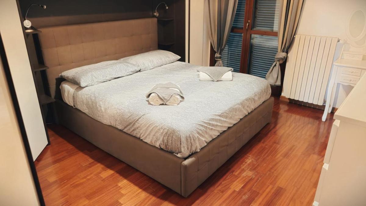10 Min-linate Airport 100 M From The Metro Appartamento