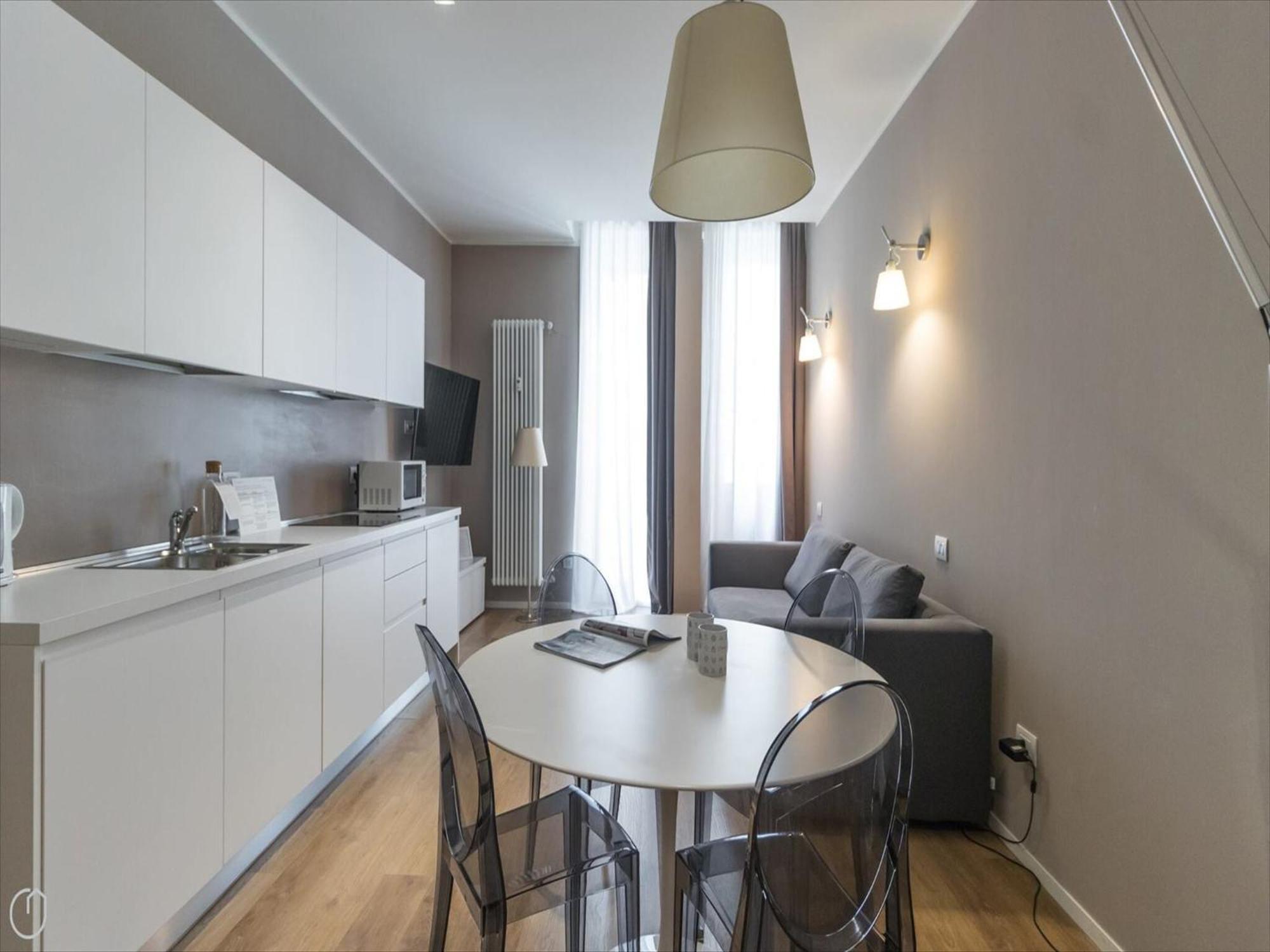 Centro Freguglia 2c Appartamento Milano