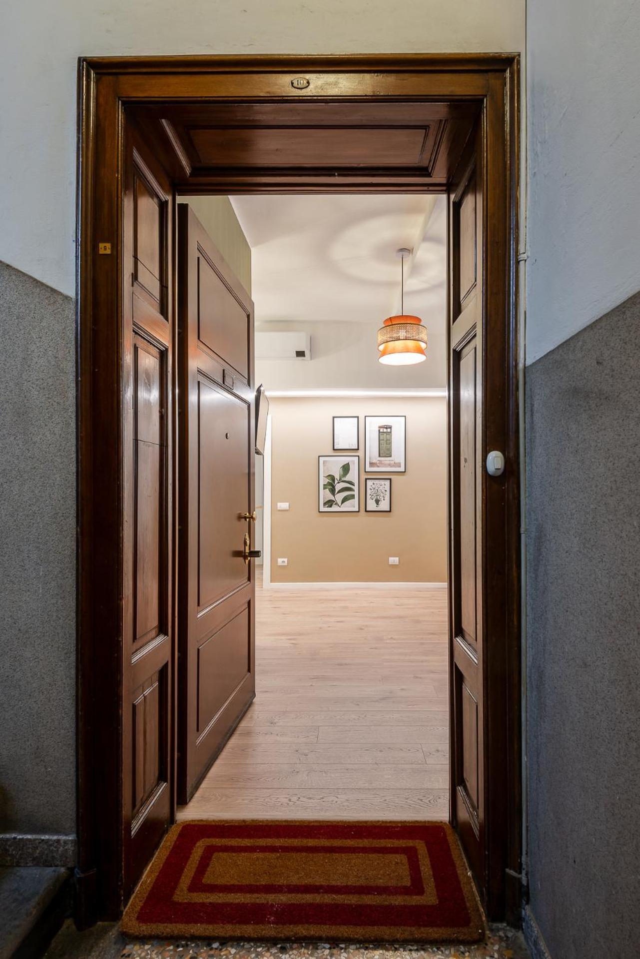 Stayeasy Sauli - 2 Bedrooms, 2 Bathrooms - Station Appartamento Milano