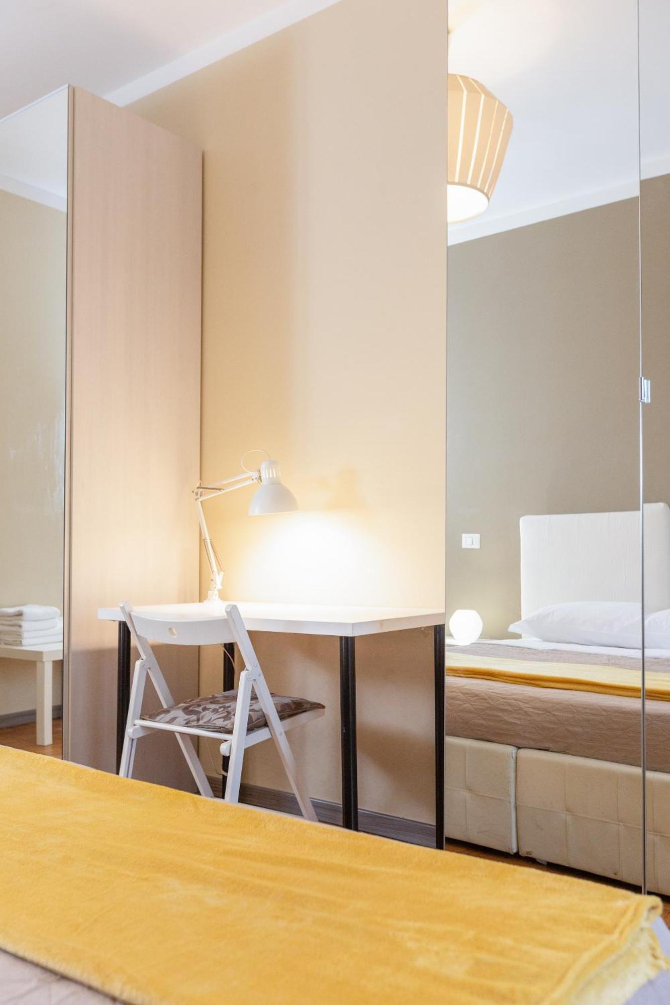 Appartamento Honey Exclusive - Train Station - Near Center *