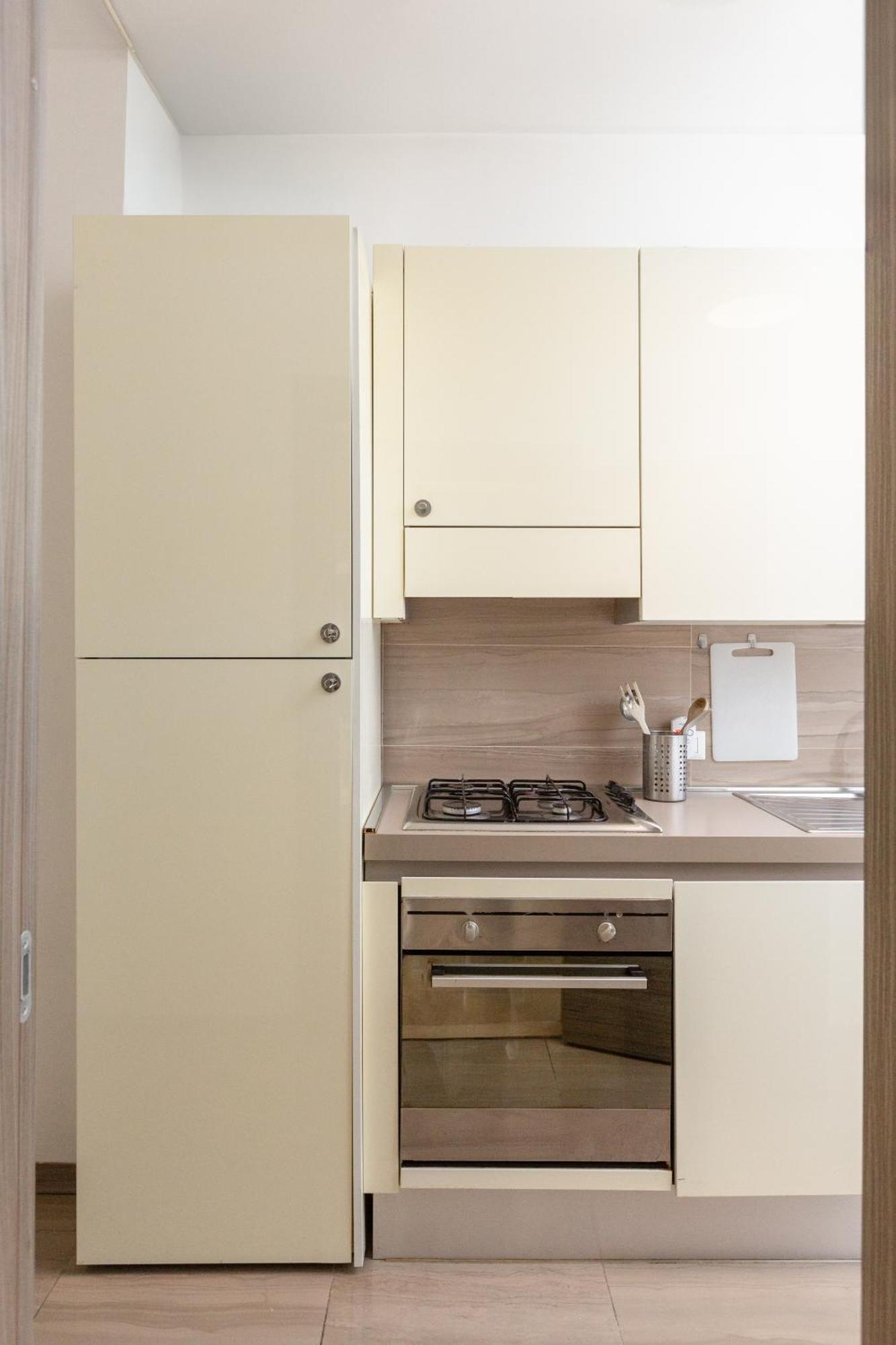Appartamento Honey Exclusive - Train Station - Near Center *