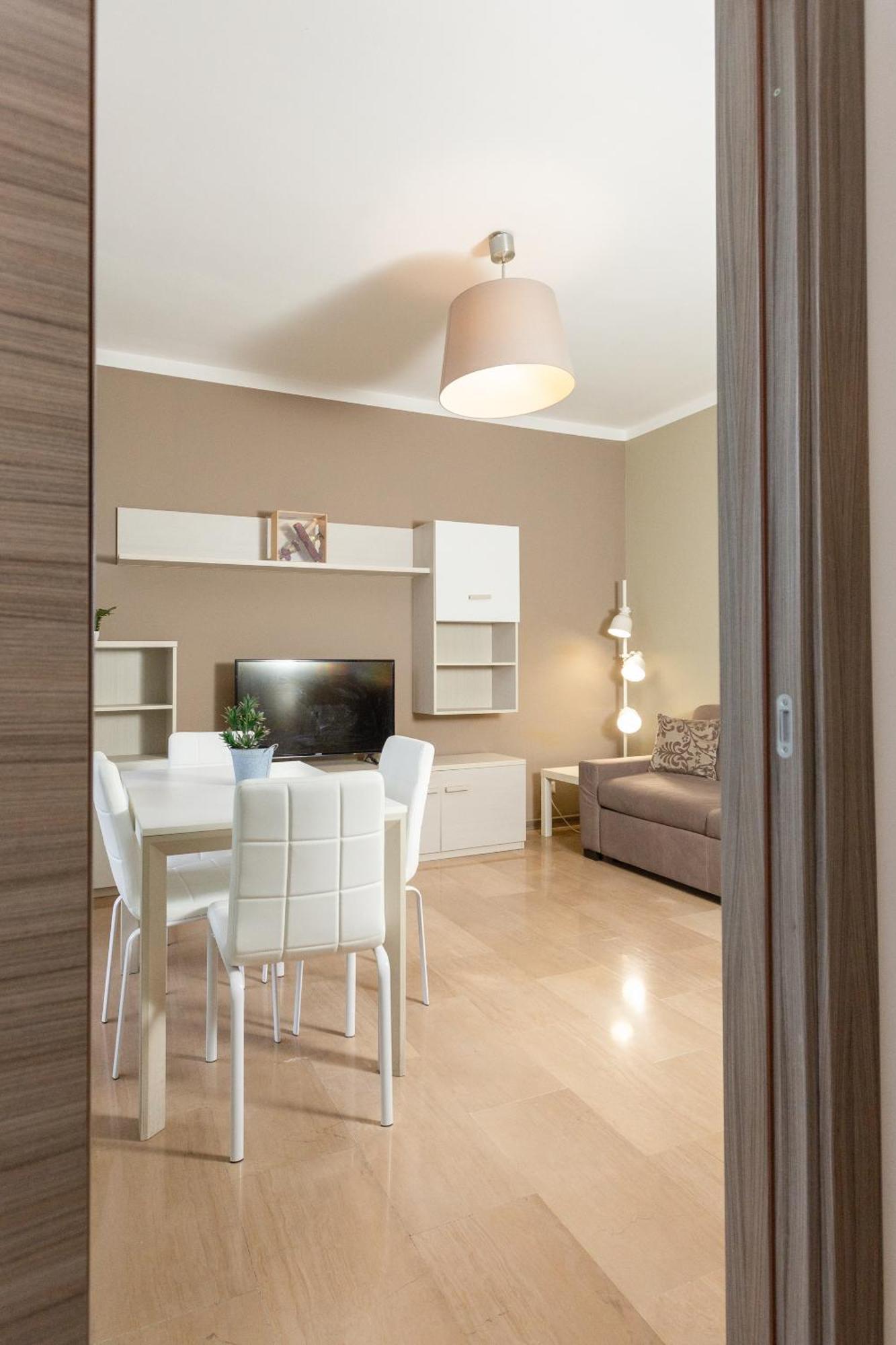 Appartamento Honey Exclusive - Train Station - Near Center Milano
