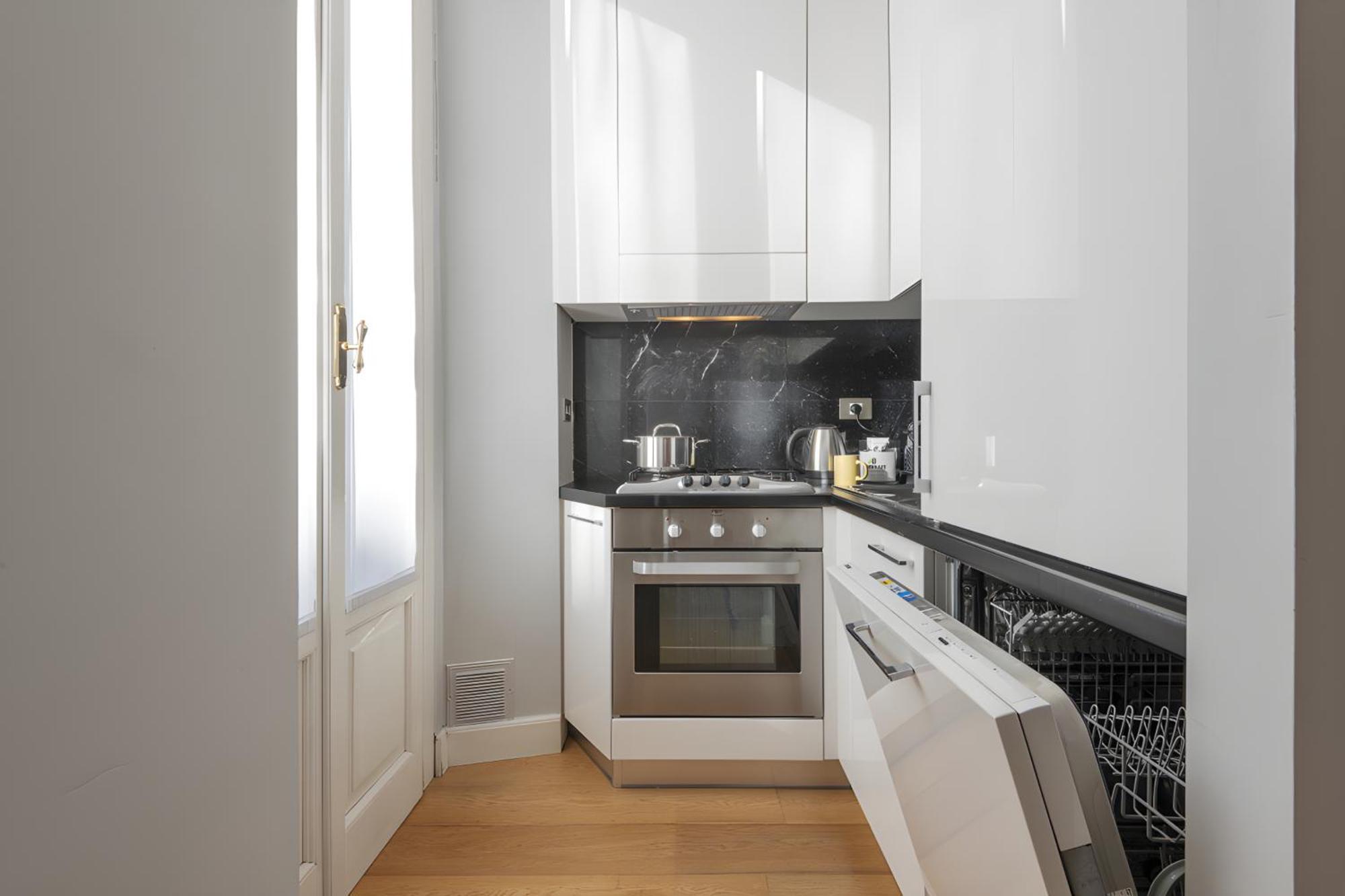 Apartment Luxury Design - 10 Minutes From Duomo