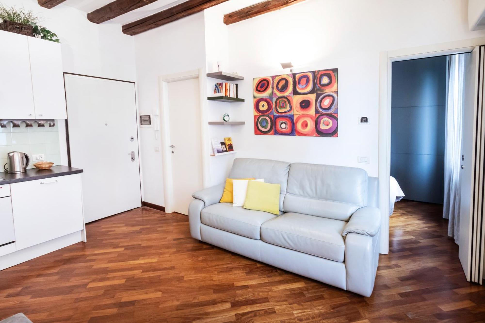 Cosy And Bright Flat In The Heart Of Porta Venezia Appartamento *