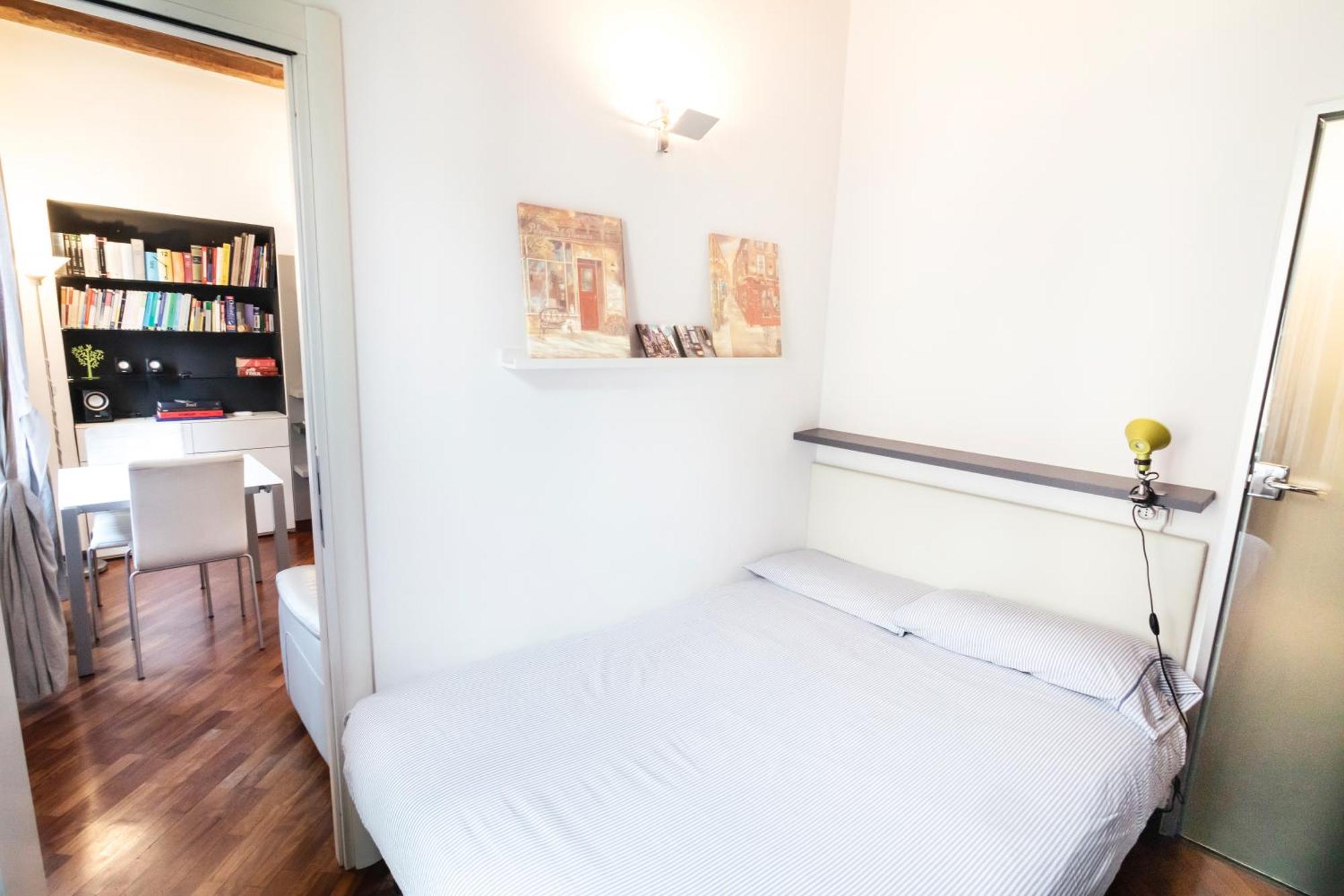 Cosy And Bright Flat In The Heart Of Porta Venezia * Milano
