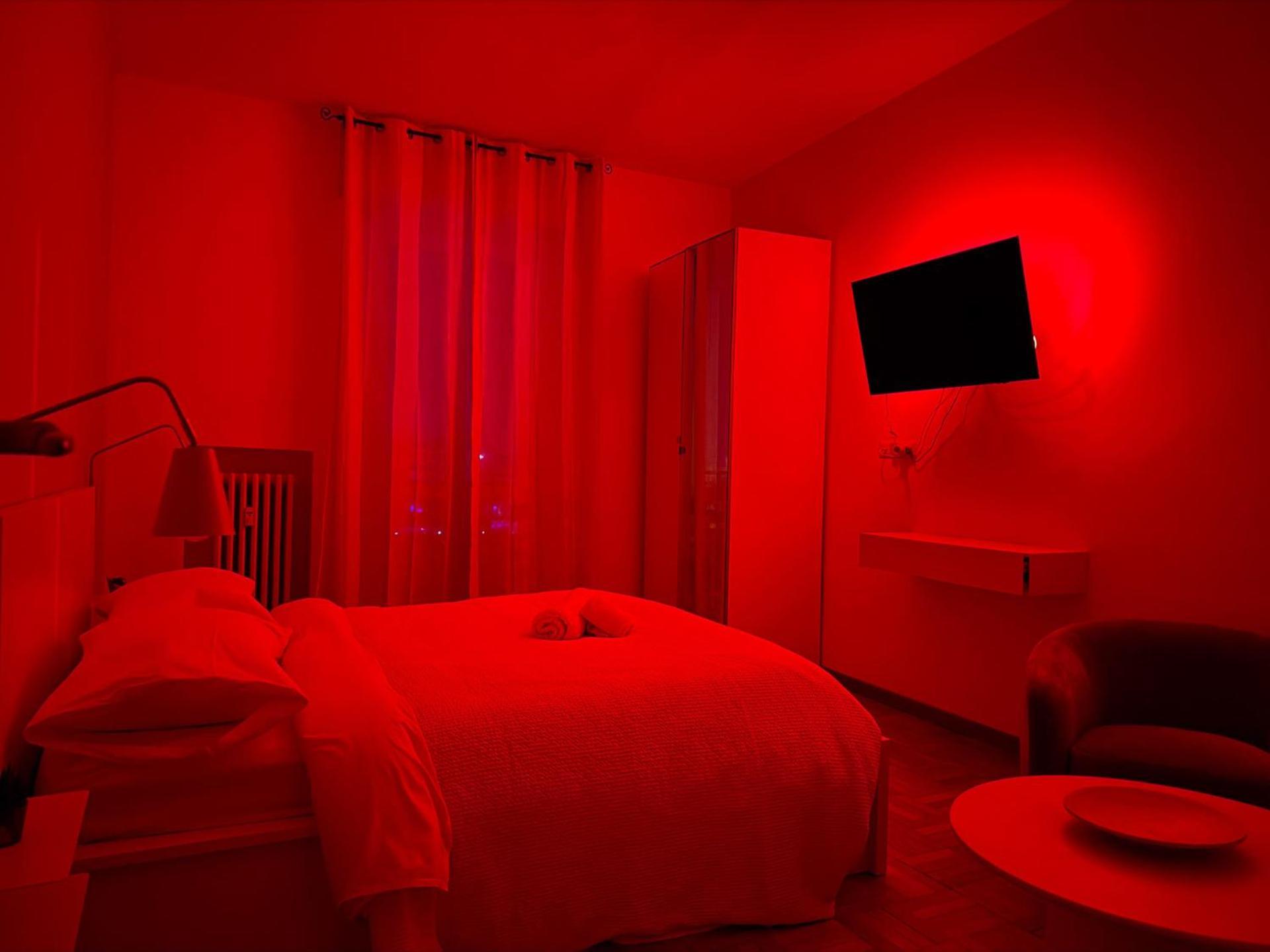 Appartamento Spacious With Romantic Balcony And 2 Bathrooms Milano