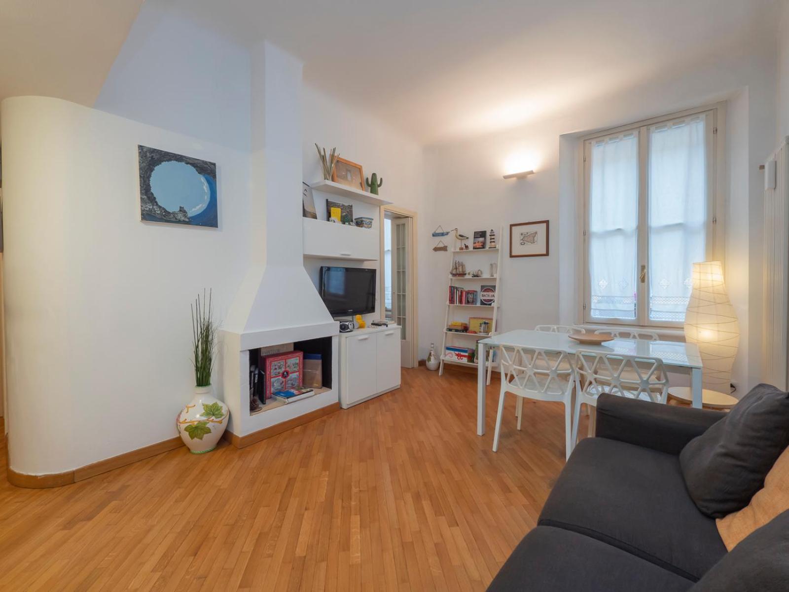 Xenia - Cozy Two-rooms In Corso Vercelli Appartamento
